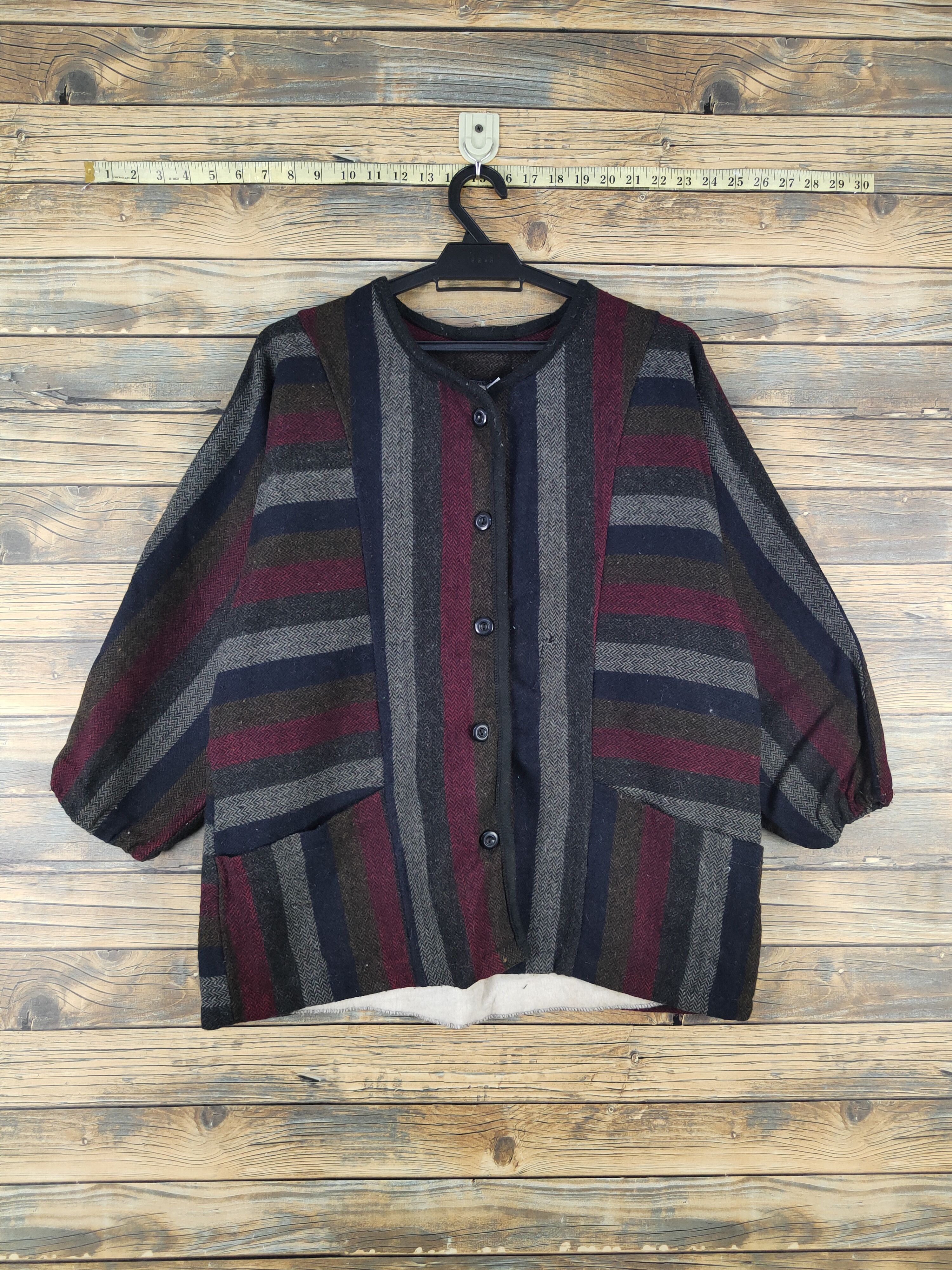 Vintage Japanese Brand Black Red Knitwear Cardigan #W2109 Size US L / EU 52-54 / 3 - 1 Thumbnail