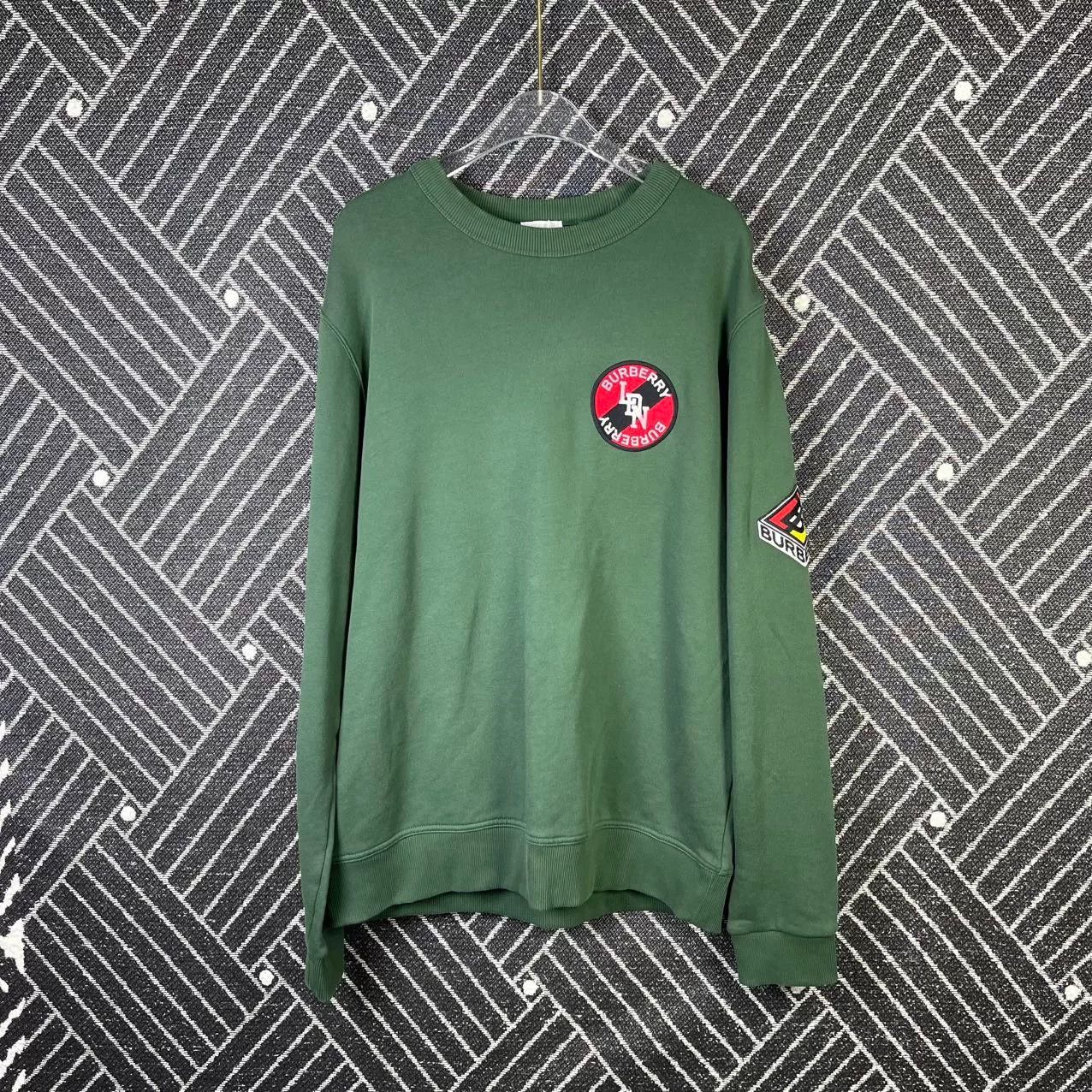 Burberry Burberry Green Badge Sweatshirt S Size US S / EU 44-46 / 1 - 1 Thumbnail