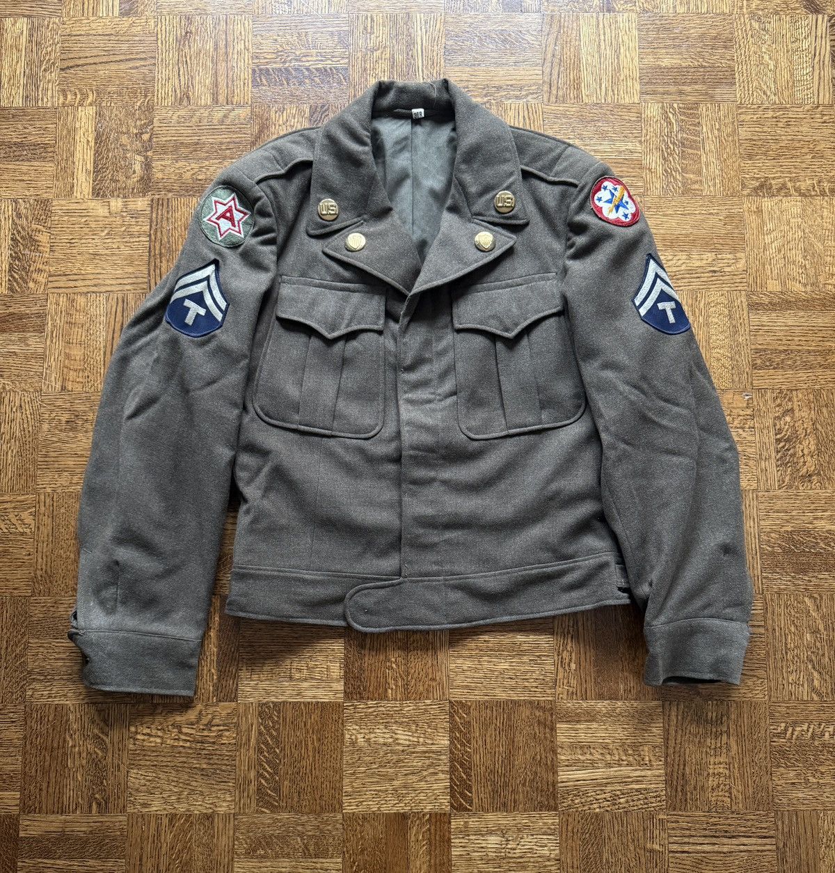 Vintage Vintage 40s WWII US Military Wool Ike Jacket 36R Size US S / EU 44-46 / 1 - 1 Thumbnail