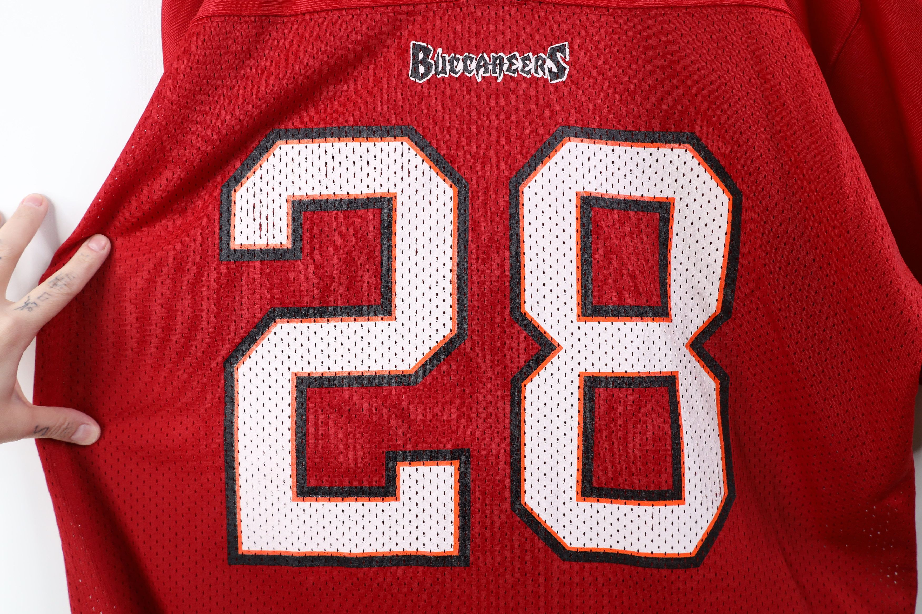 Starter Vintage 90s Starter Tampa Bay Buccaneers Football Jersey Size US XXL / EU 58 / 5 - 6 Thumbnail