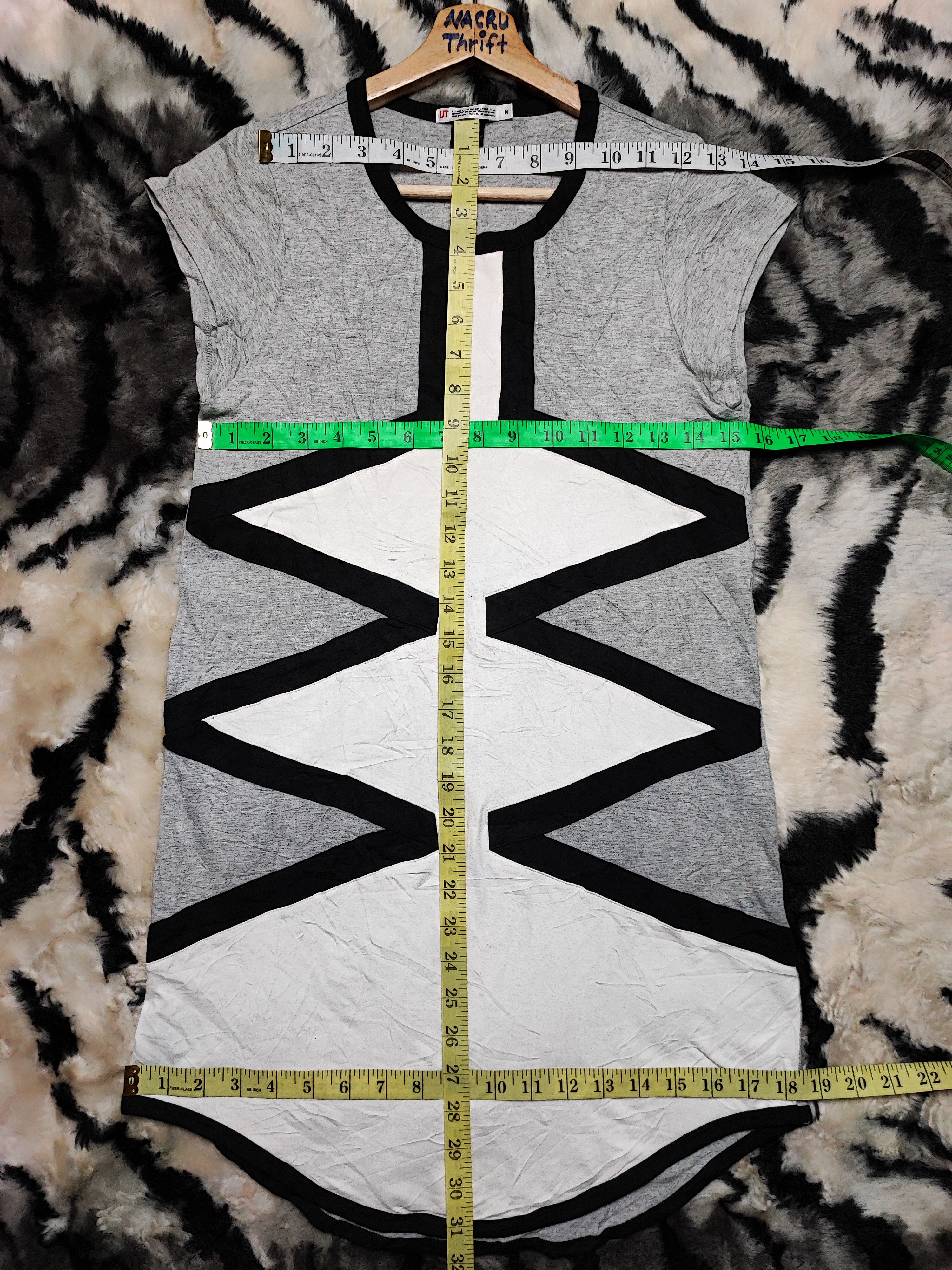 G.V.G.V. × Uniqlo Uniqlo X G.V.G.V Tshirt Size M / US 6-8 / IT 42-44 - 5 Thumbnail