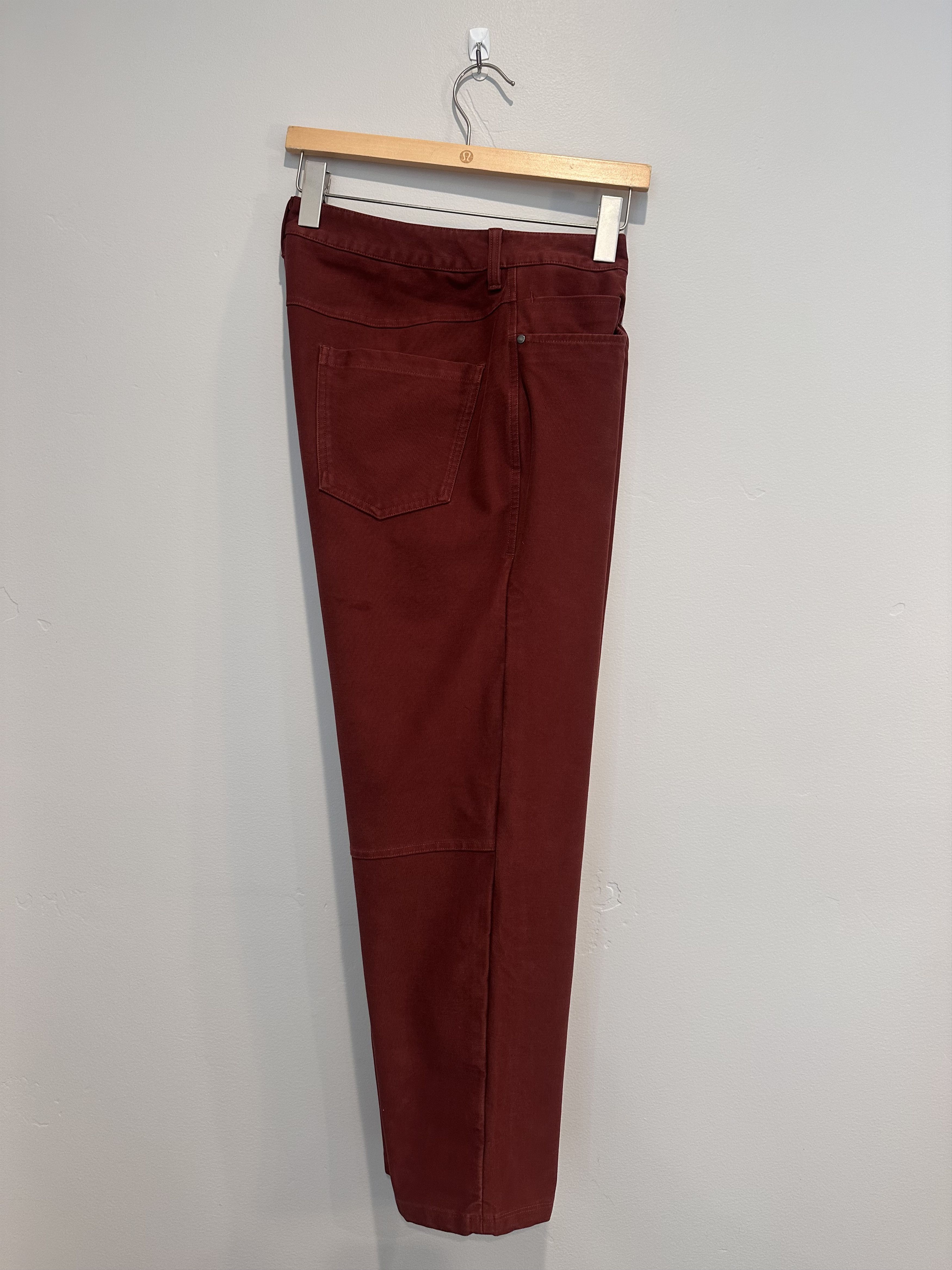 Lululemon ABC Relaxed-Fit Crop Pant *Utilitech Size US 32 / EU 48 - 2 Thumbnail