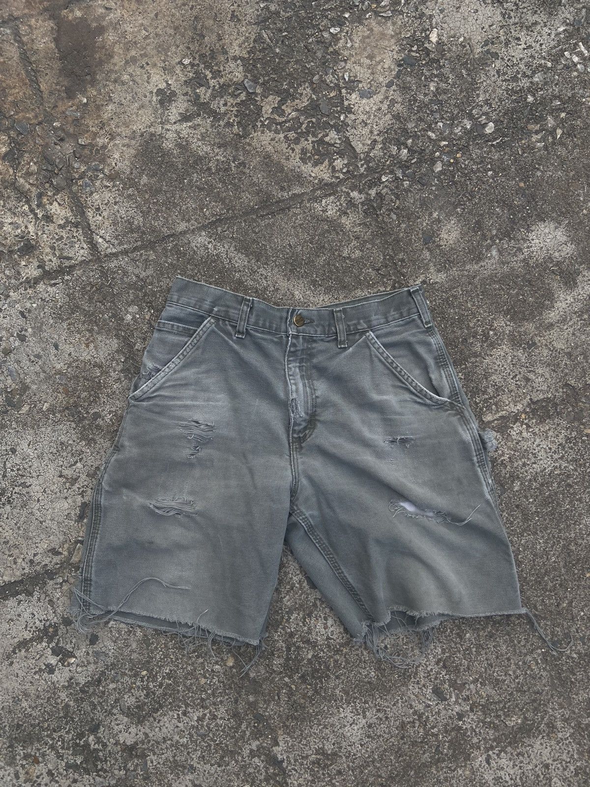 Carhartt Carhartt 90s distressed shorts Size US 32 / EU 48 - 2 Thumbnail