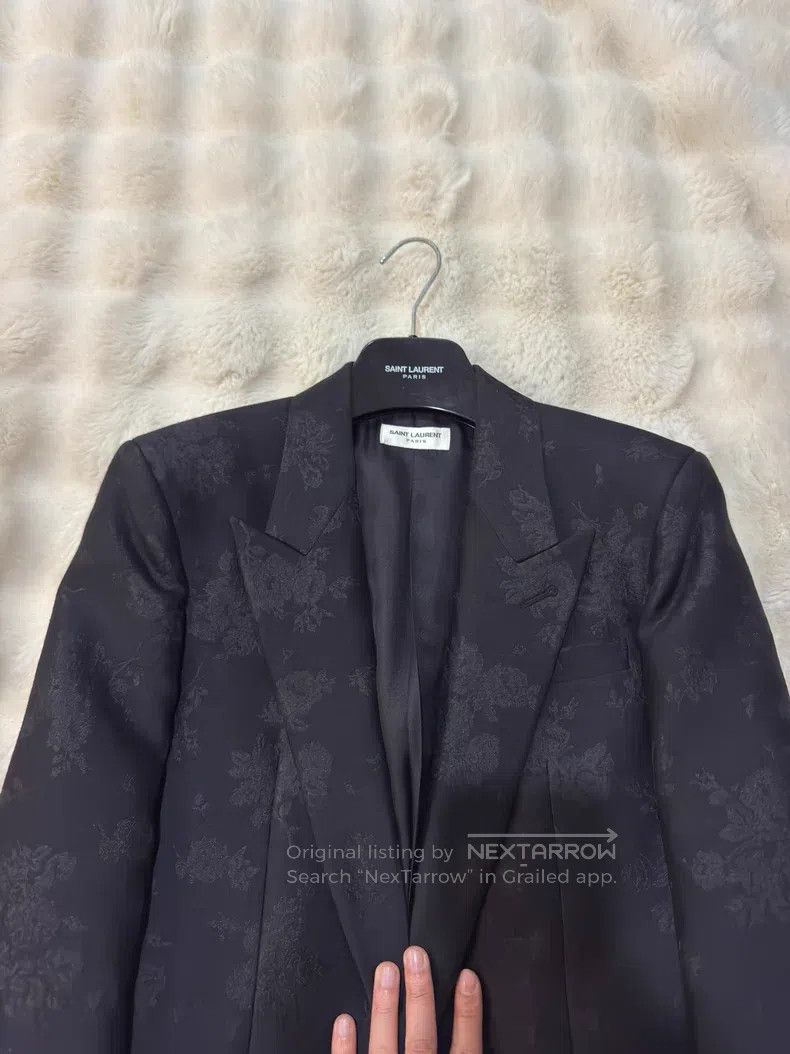 Saint Laurent Paris Saint Laurent Paris Dark Pattern Floral Suit Size US M / EU 48-50 / 2 - 4 Thumbnail