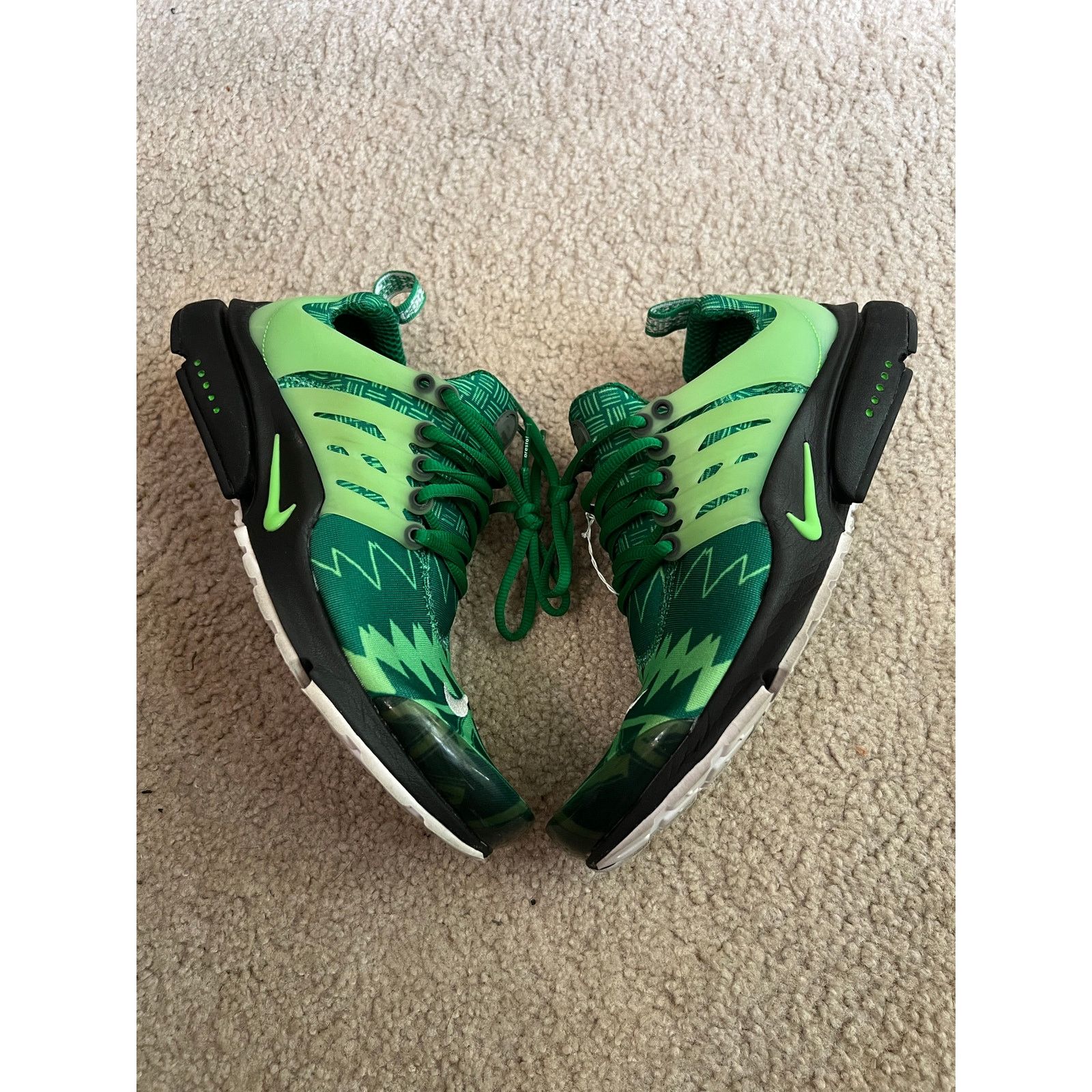 Nike Nike Presto Green Strike Size 10/M Size US 10 / EU 43 - 1 Thumbnail