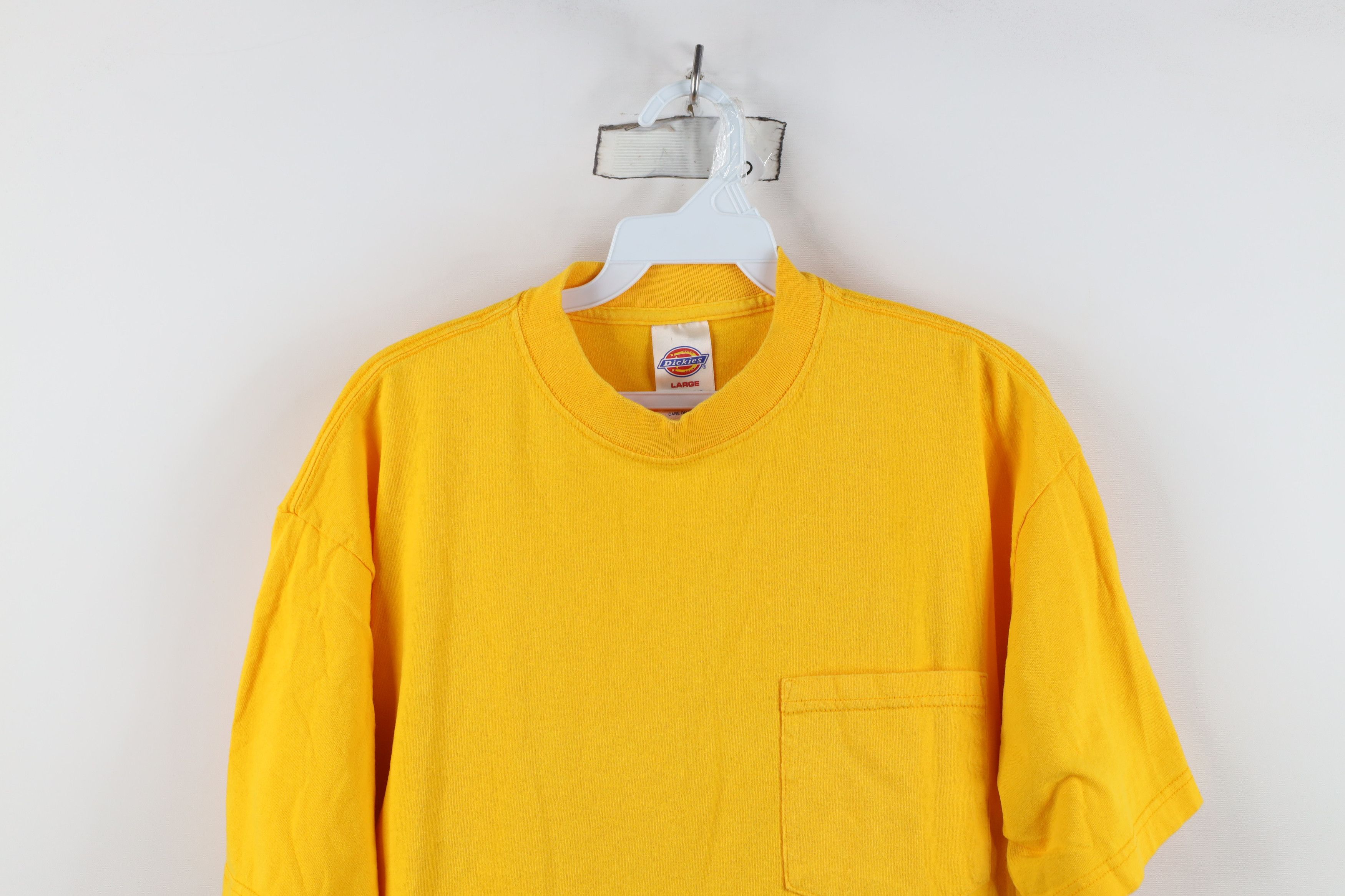 Dickies Vintage 90s Dickies Spell Out Pocket T-Shirt Yellow Cotton Size US L / EU 52-54 / 3 - 2 Thumbnail