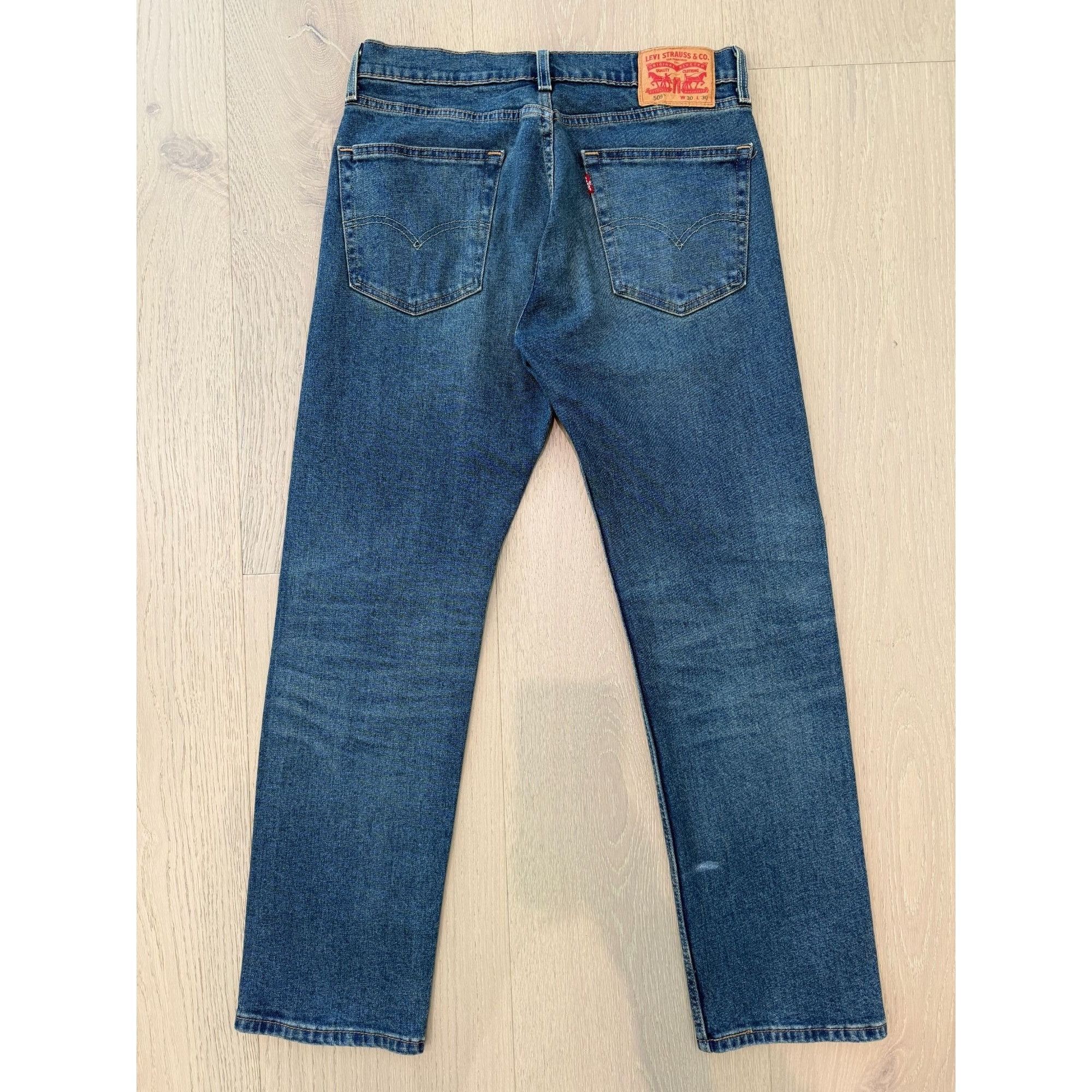 Levi's Men's Levi's 505 Jeans, size W30 L30 Size US 30 / EU 46 - 4 Thumbnail