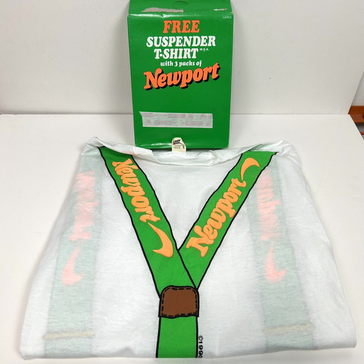 Vintage Vintage 90s Newport Cigarettes suspenders t shirt Size US M / EU 48-50 / 2 - 6 Thumbnail