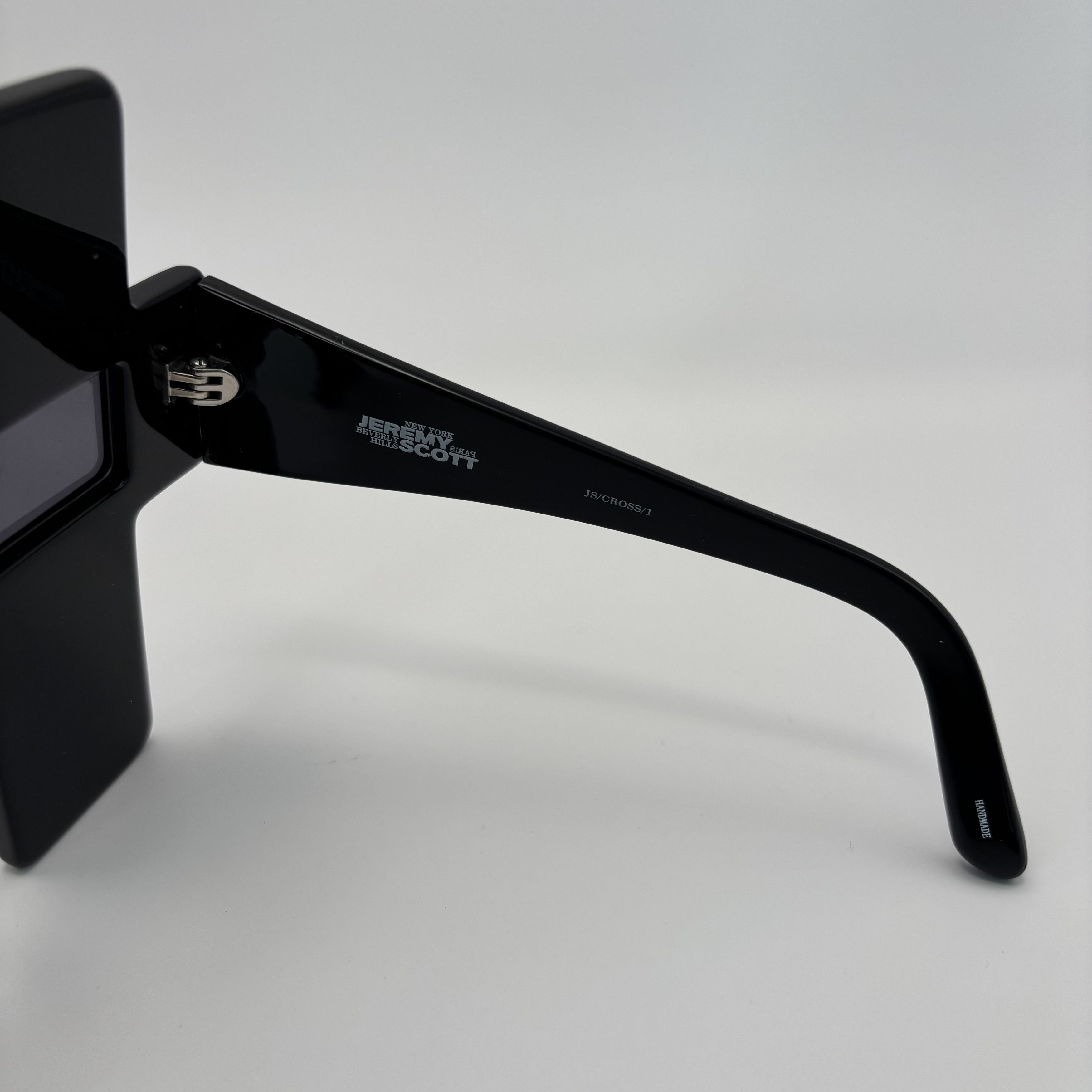 Jeremy Scott × Linda Farrow Linda Farrow x Jeremy Scott CROSS Sunglasses Rare Size ONE SIZE - 7 Thumbnail