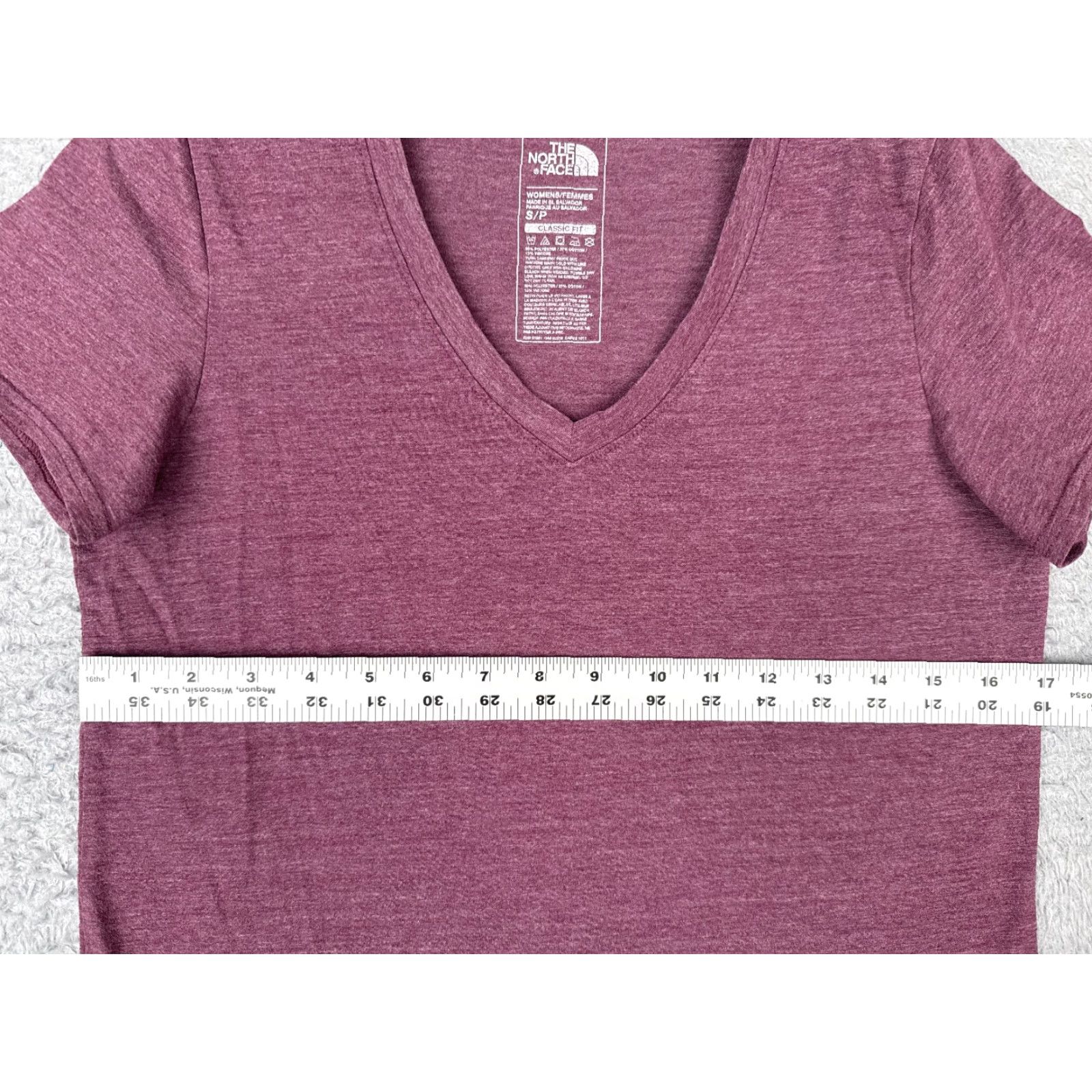 The North Face The North Face Shirt Women Small Purple Short Sleeve V-Neck Polyester Blend Size S / US 4 / IT 40 - 7 Thumbnail