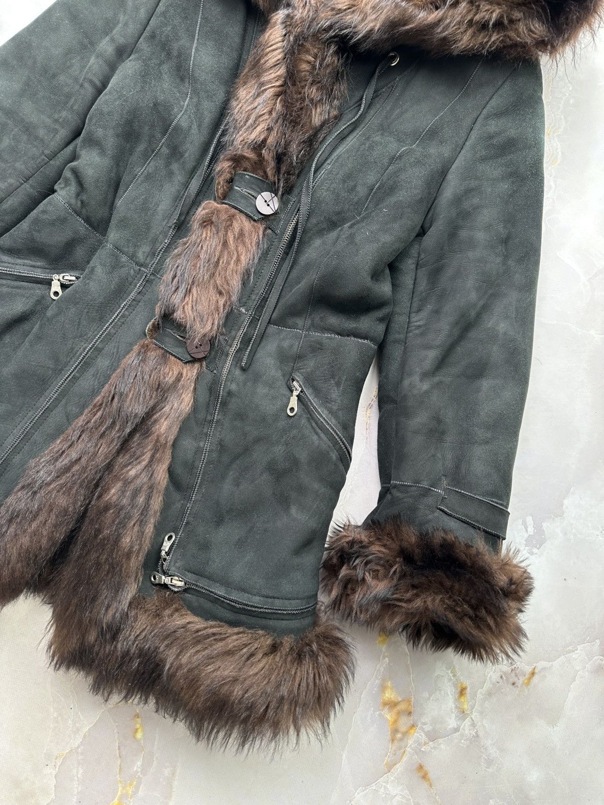 Japanese Brand Vintage Sheepskin Coat (E1) Size M / US 6-8 / IT 42-44 - 4 Thumbnail