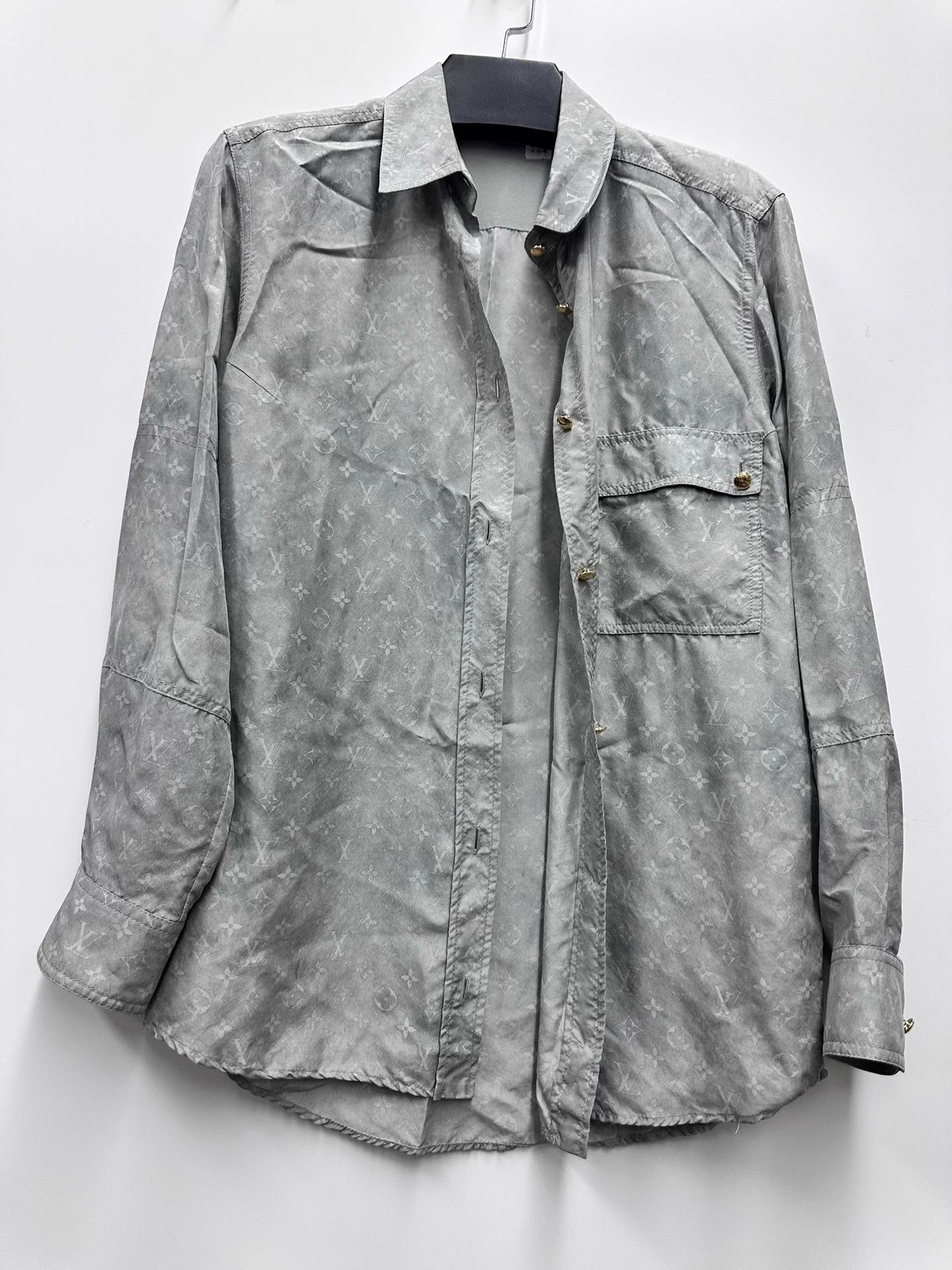 Louis Vuitton Louis Vuitton All Over Print Shirt 34 Size XS / US 0-2 / IT 36-38 - 1 Thumbnail