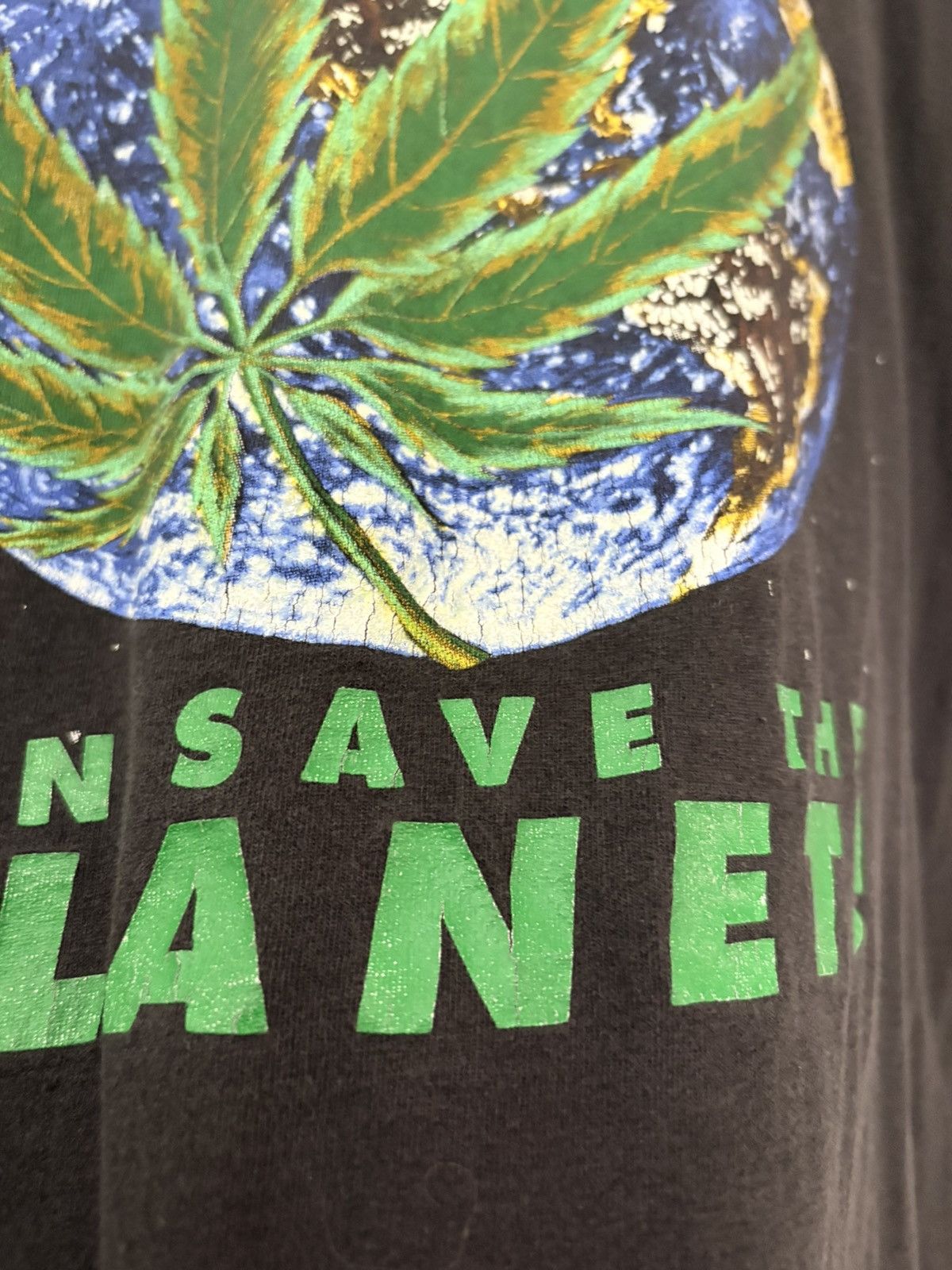 Vintage 90’s Hemp can Save the Planet Rare Distressed Faded Rap Tee Size US XL / EU 56 / 4 - 5 Thumbnail