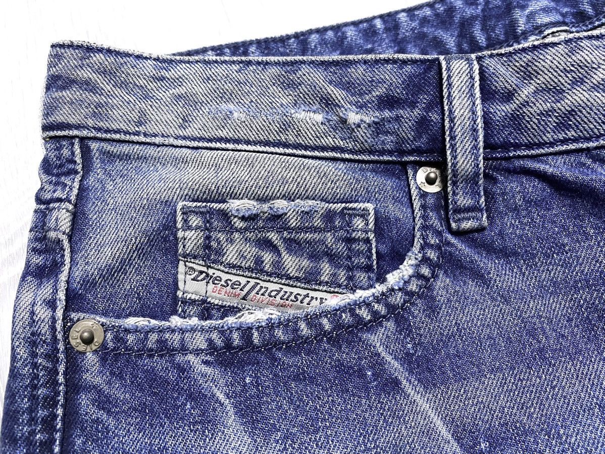 Diesel Diesel Industry Rizzo Washed Distressed Torn Jeans Denim Size 26" / US 2 / IT 38 - 15 Thumbnail