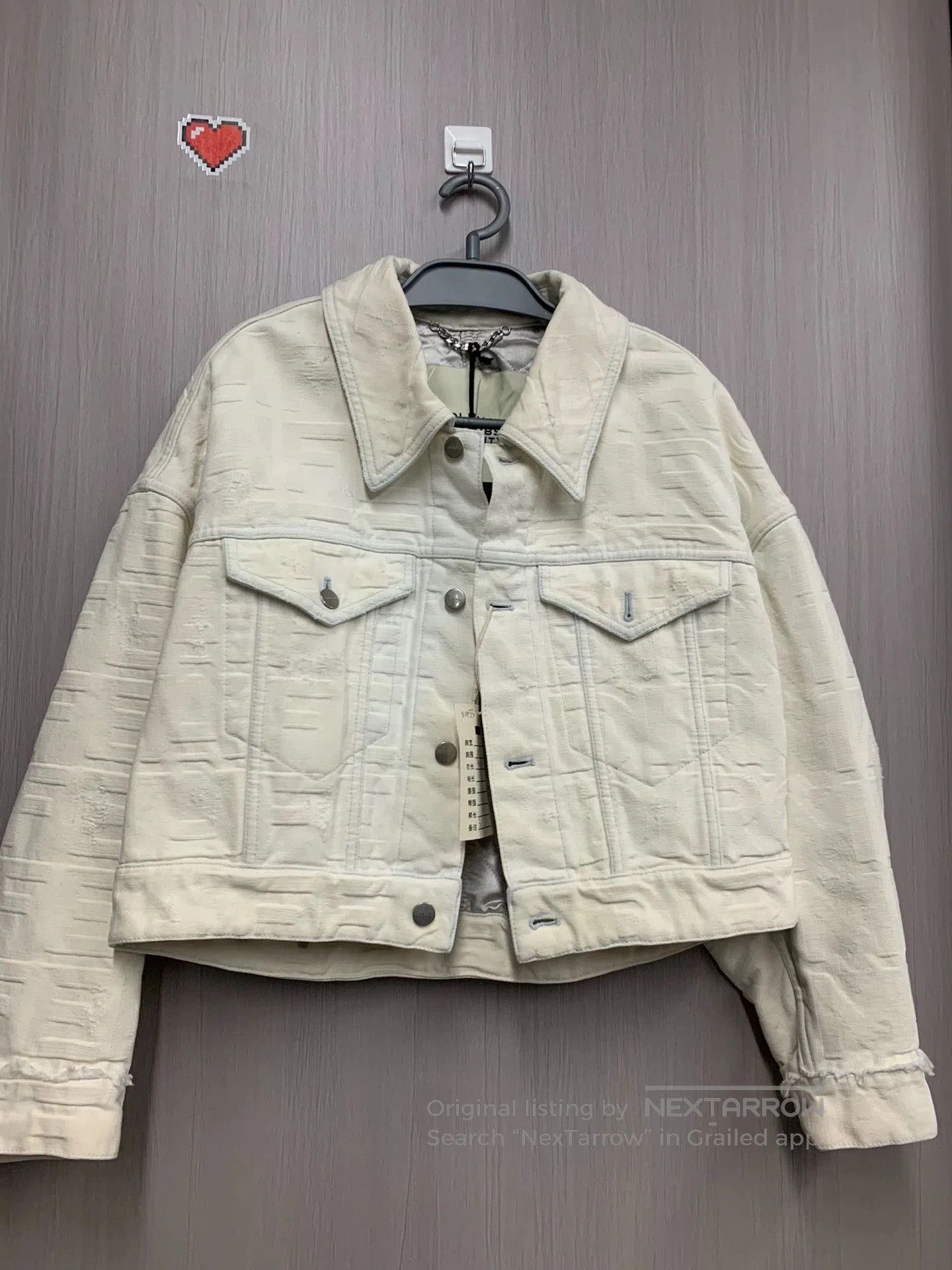 Fendi stylish beige cropped denim jacket. Size US M / EU 48-50 / 2 - 1 Thumbnail