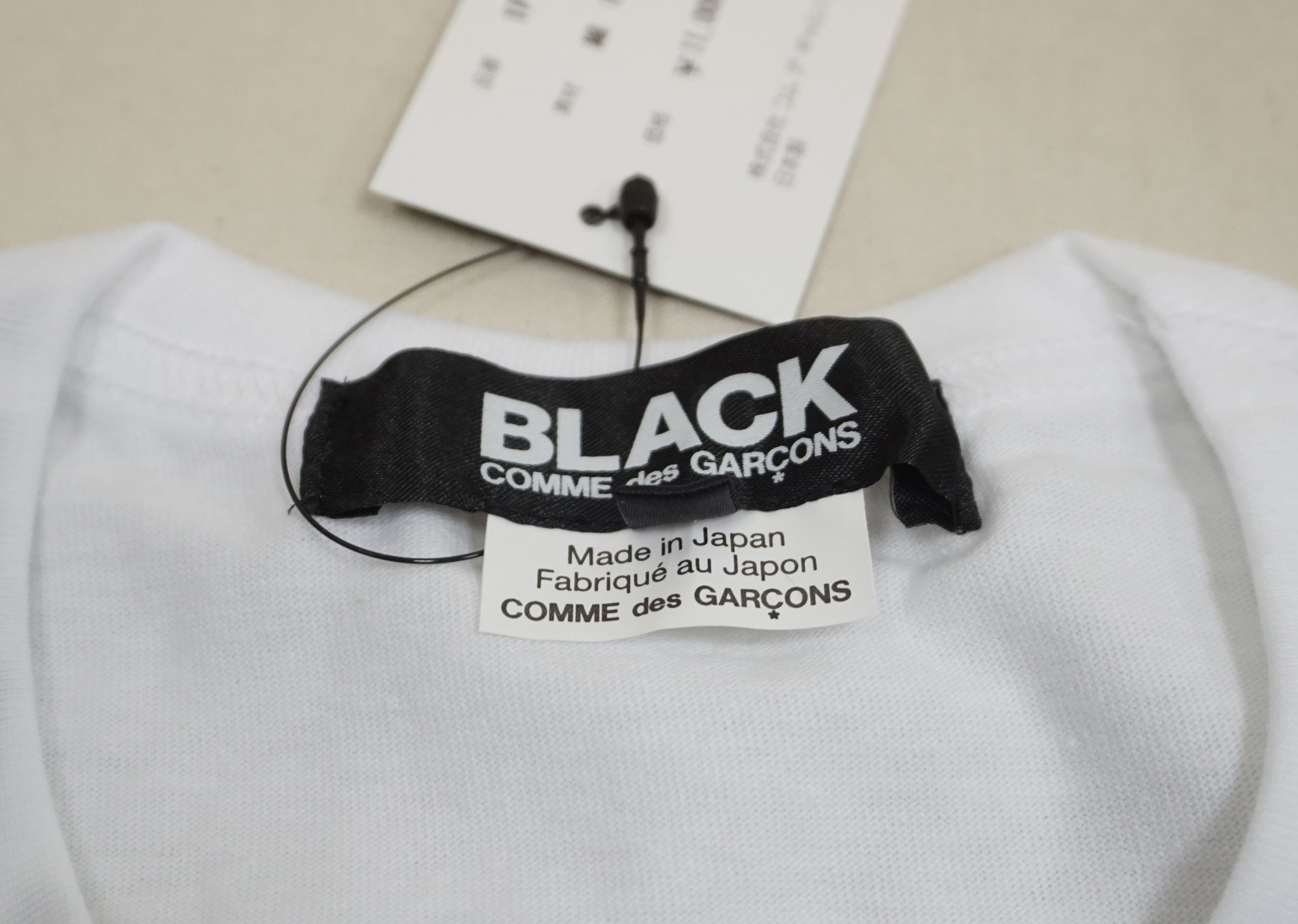 Comme des Garcons × Japanese Brand Comme des Garcons "Black" T-shirt Size S / US 4 / IT 40 - 6 Thumbnail
