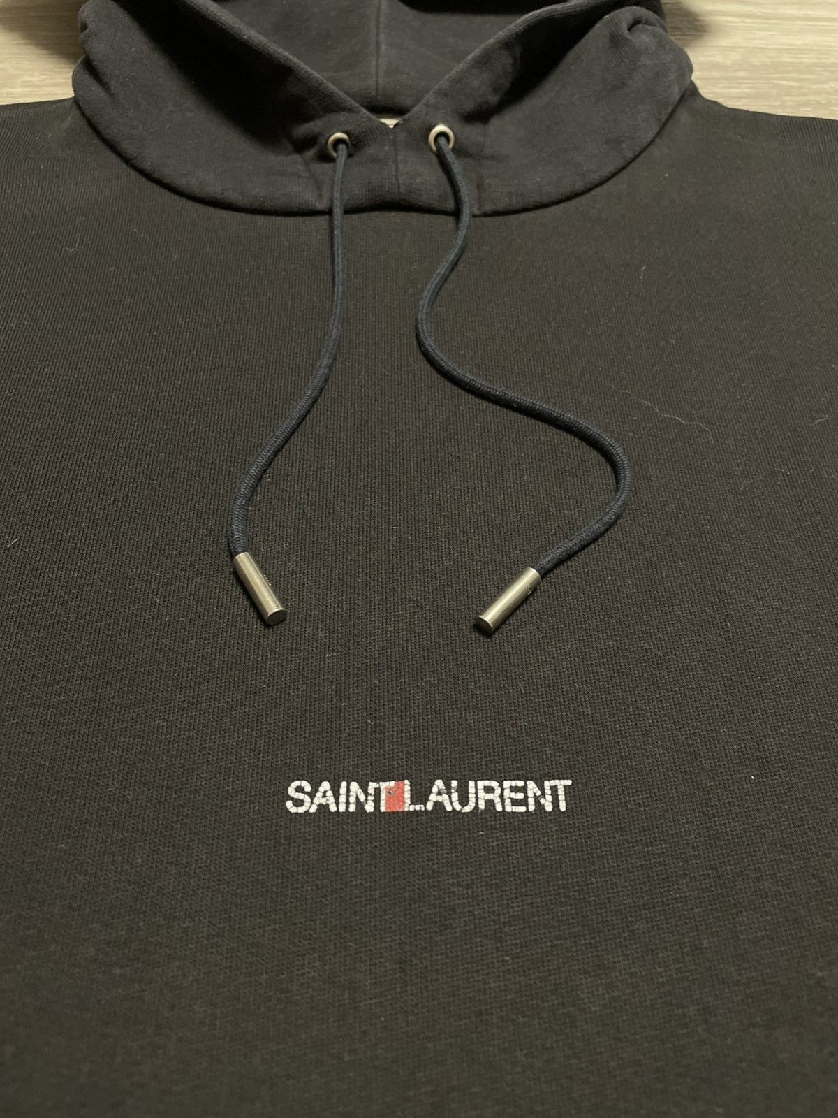 Saint Laurent Paris 2018 Saint Laurent Paris Black Center Logo Hoodie Size US L / EU 52-54 / 3 - 6 Thumbnail