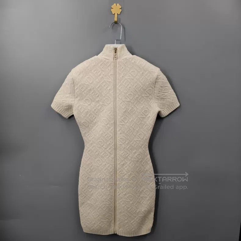 Fendi Fendi Off-white embossed full-printed logo dress Size XS / US 0-2 / IT 36-38 - 2 Thumbnail