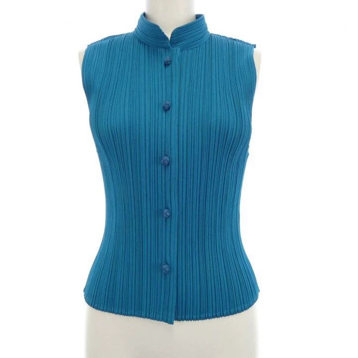 Issey Miyake Issey Miyake Blue pleated vest Size L / US 10 / IT 46 - 1 Thumbnail