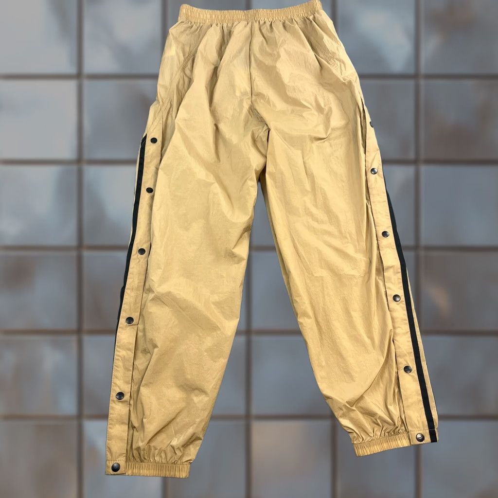 Adidas Adidas Track Pants Womens Small S UK10 Gold BNWT Trousers Pockets Regular Nylon Blended Fabric Size 32" / US 10 / IT 46 - 1 Thumbnail