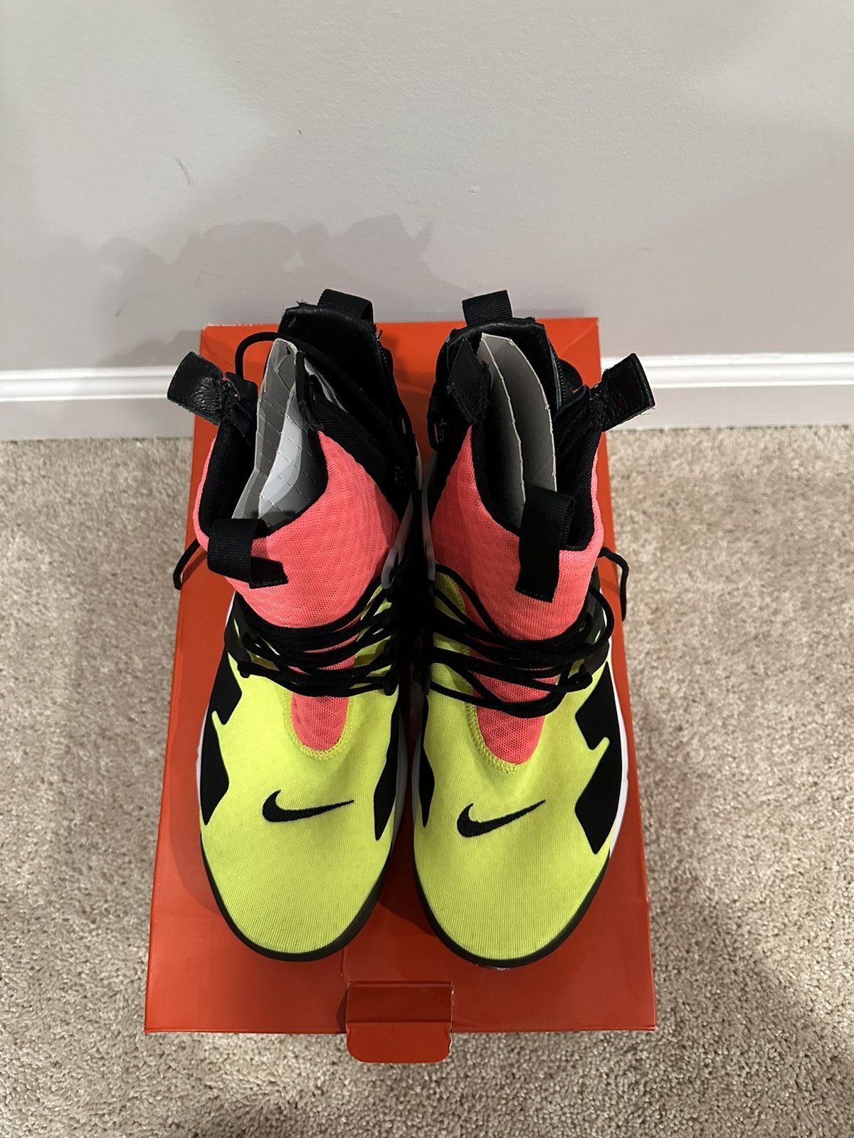 Acronym × Nike Nike Air Presto “ Acronym Volt” Size US 10.5 / EU 43-44 - 2 Thumbnail