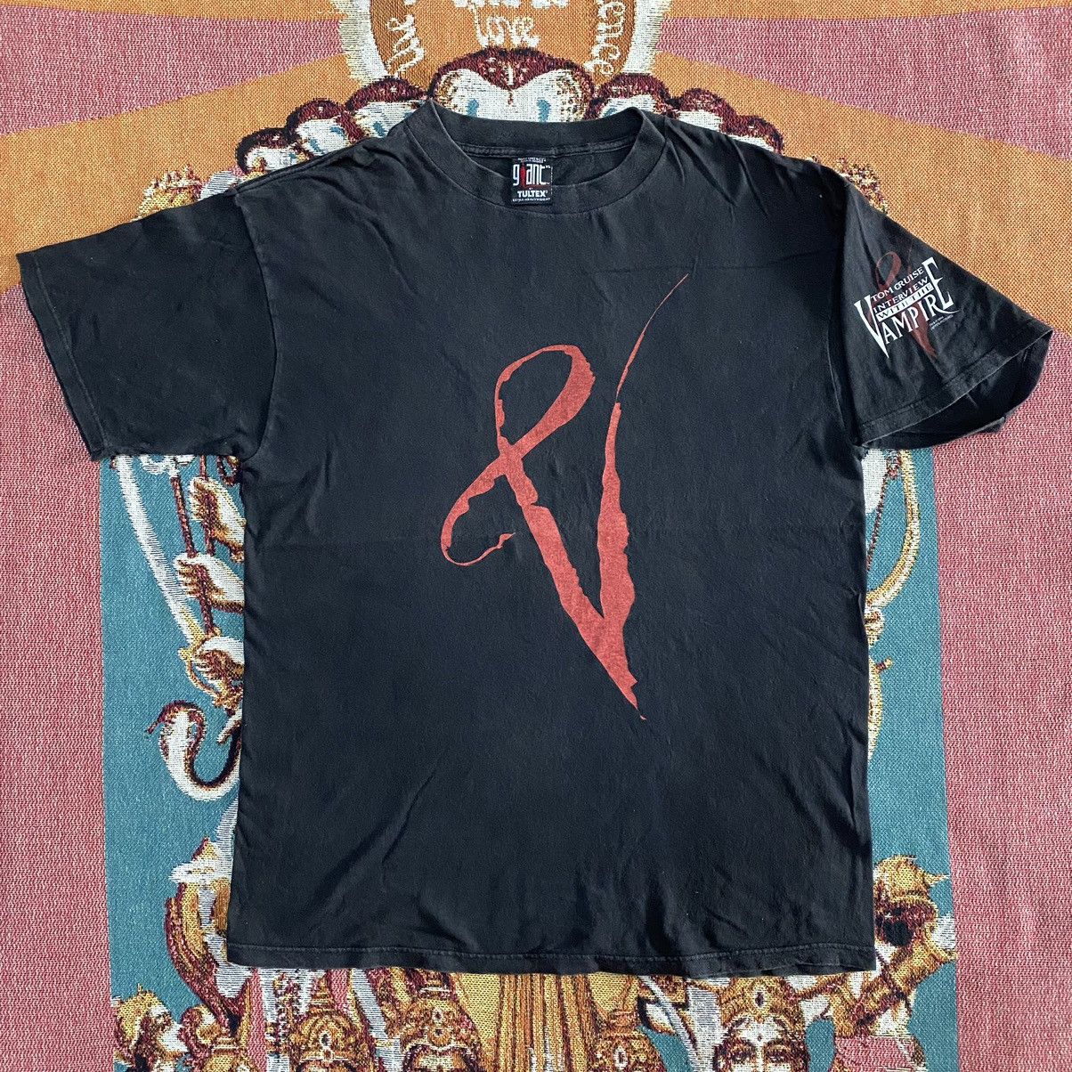 image of Vintage 90's Interview With The Vampire Movie T-Shirt in Black, Men's (Size XL)