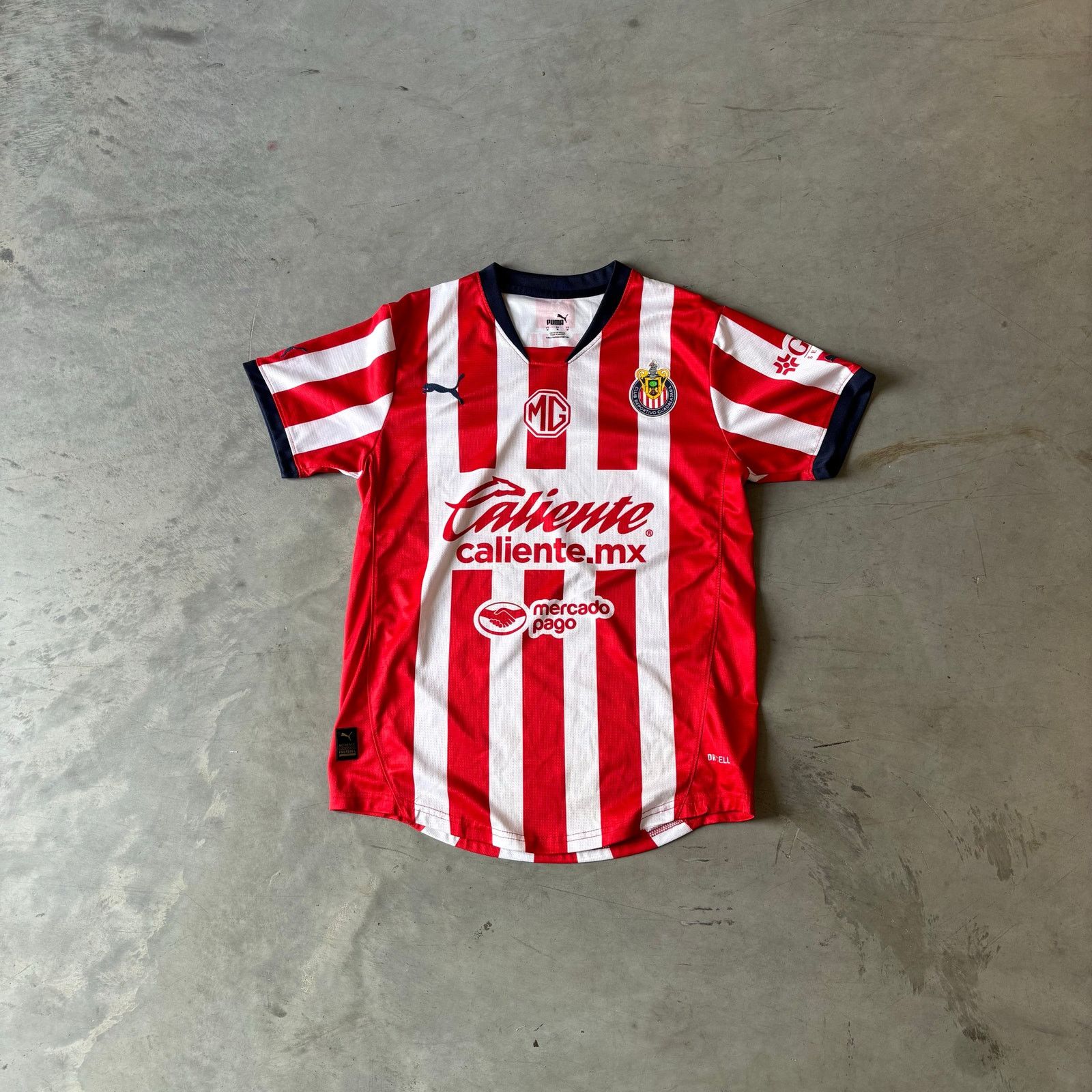 Puma puma chavis 25/26 home soccer jersey Size US M / EU 48-50 / 2 - 1 Thumbnail