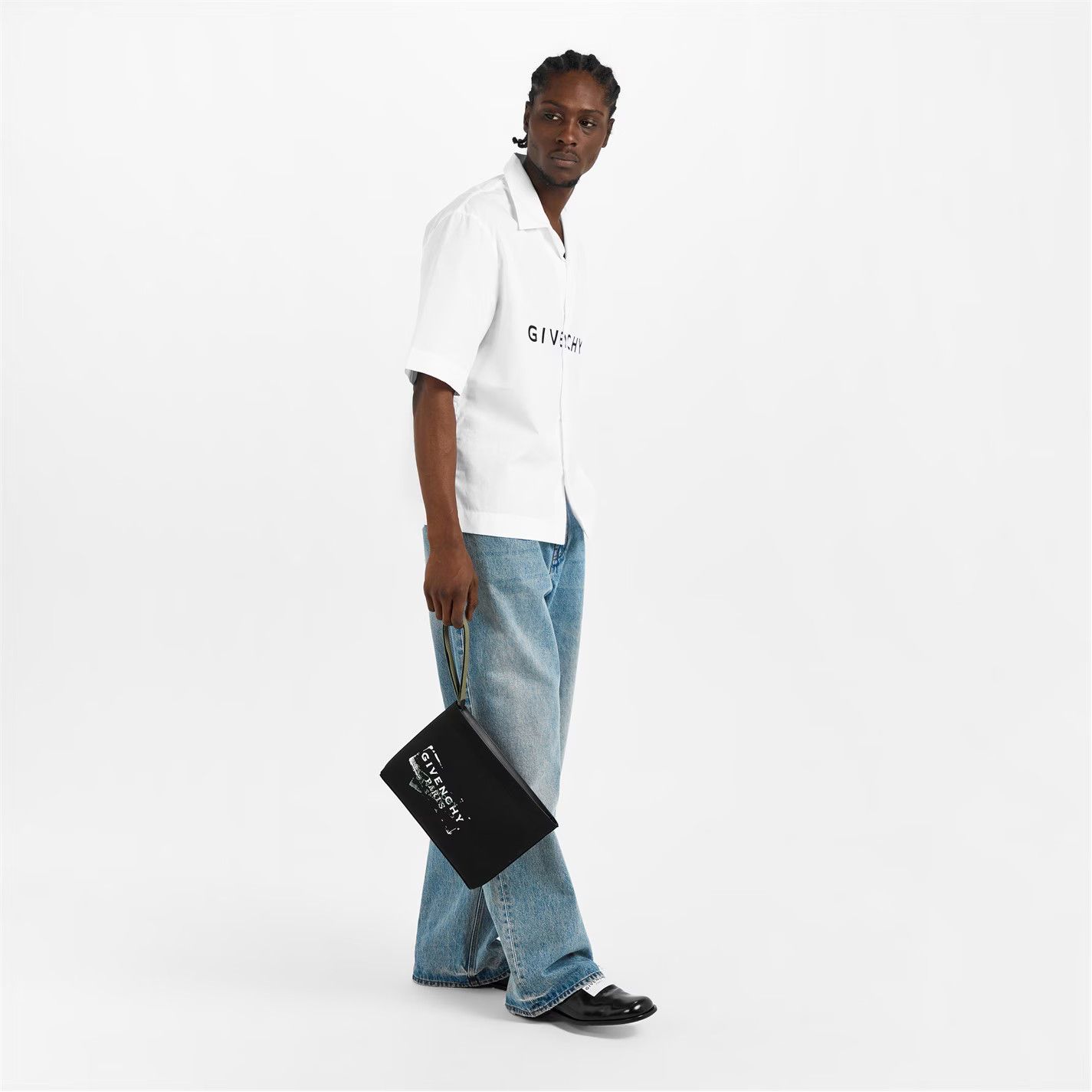 Givenchy o1g2r1mq0426 Size: OS / Canvas Wash Bag in Black Size ONE SIZE - 6 Thumbnail