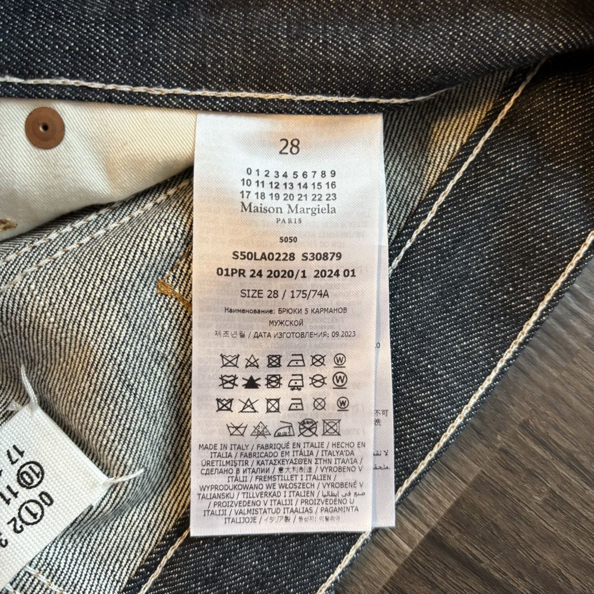 Maison Margiela Maison Margiela Lacquered Turn-up Jeans Size US 28 / EU 44 - 7 Thumbnail