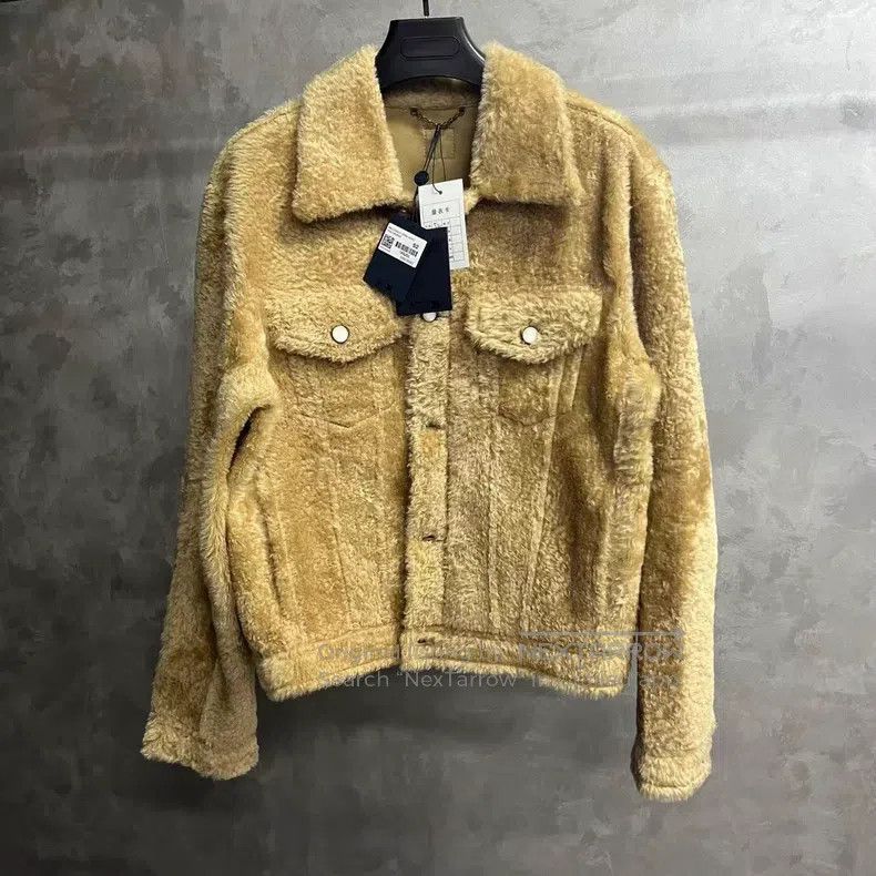 Louis Vuitton Louis Vuitton 25 Latest Beige Single Breasted Pocket Trim Size US L / EU 52-54 / 3 - 1 Thumbnail