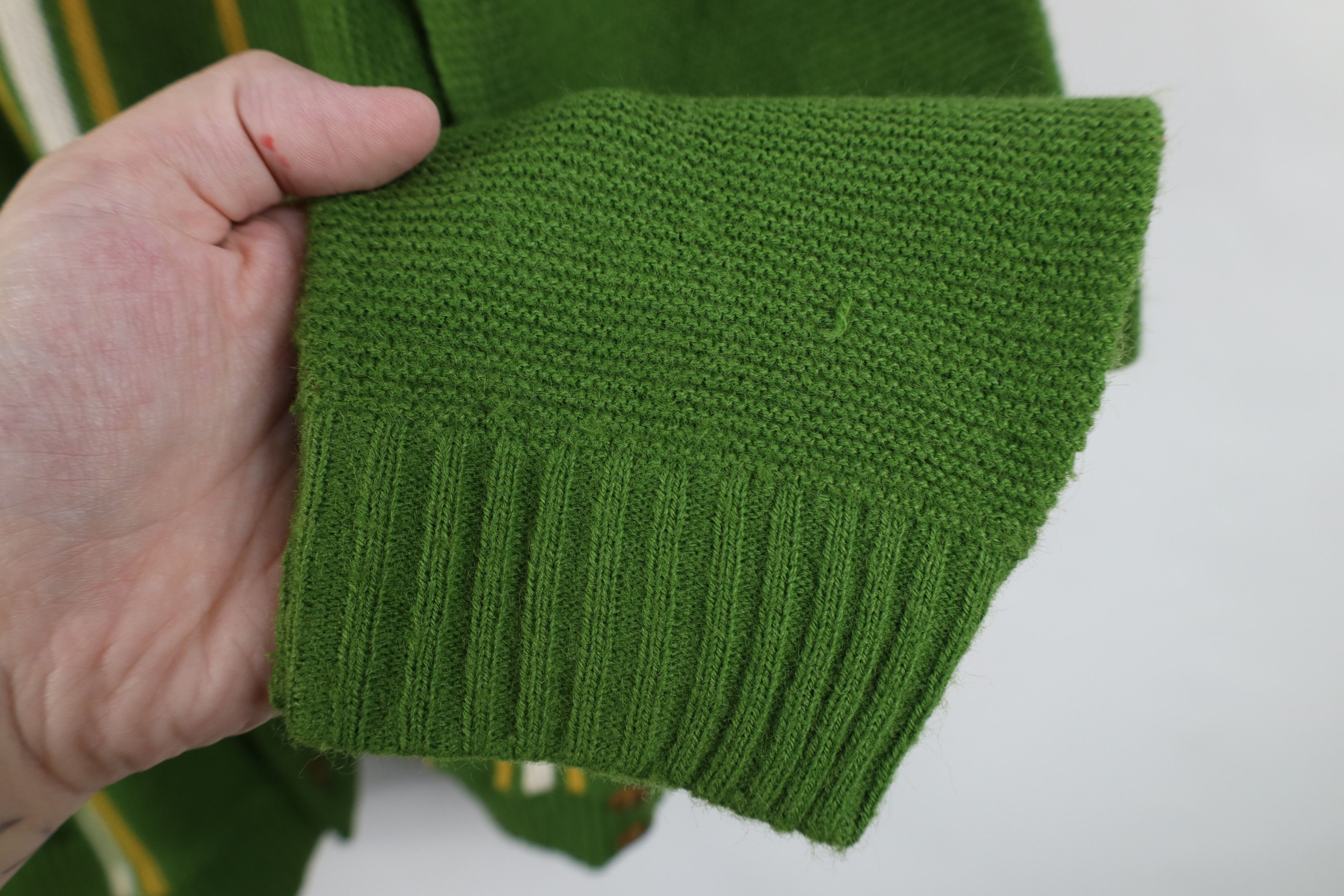 Vintage Vintage 50s 60s Streetwear Cardigan Sweater Green USA Size US L / EU 52-54 / 3 - 6 Thumbnail