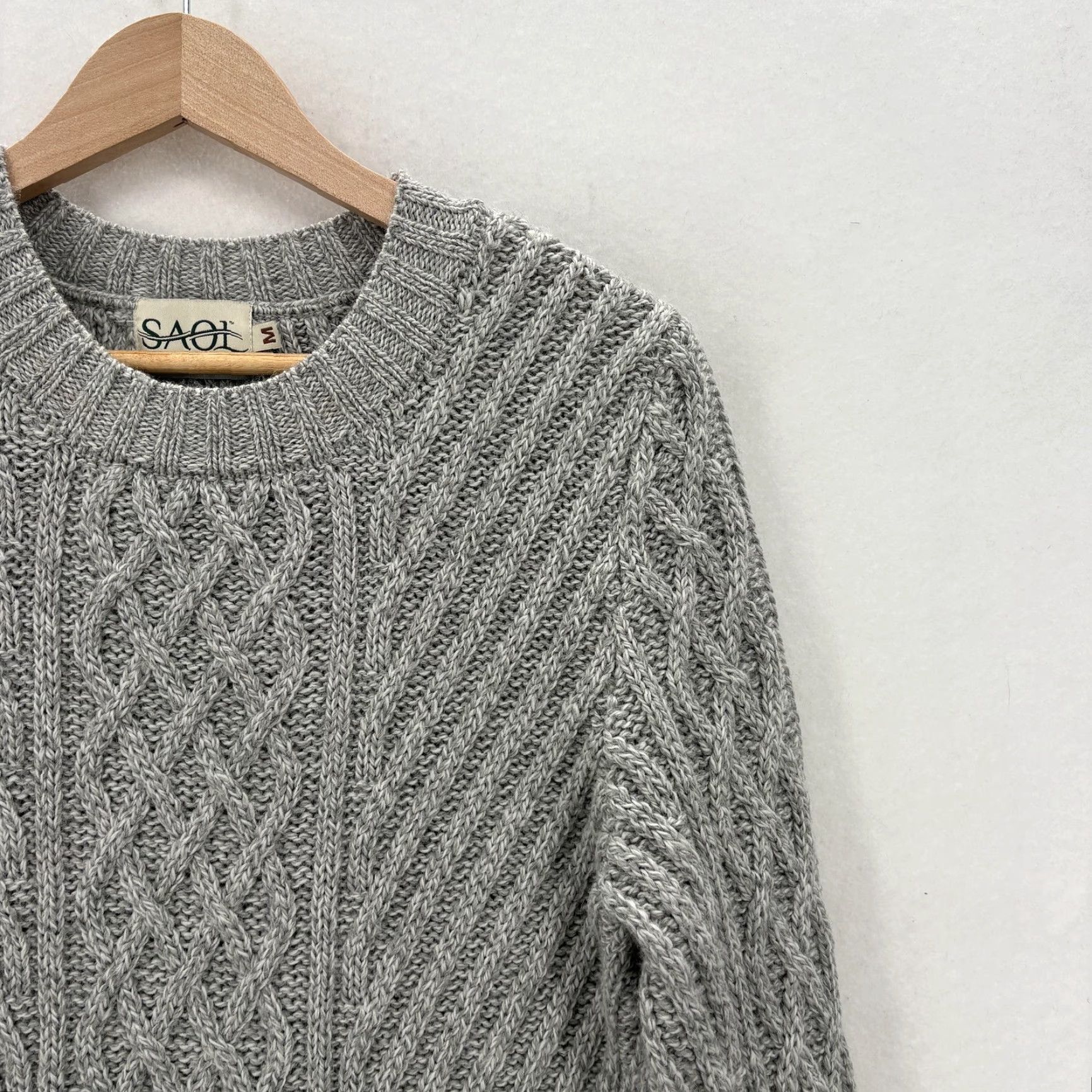 Vintage SAOL Sweater Womens Medium Gray Wool Blend Cable Knit Crewneck Fisherman Ireland Size M / US 6-8 / IT 42-44 - 2 Thumbnail
