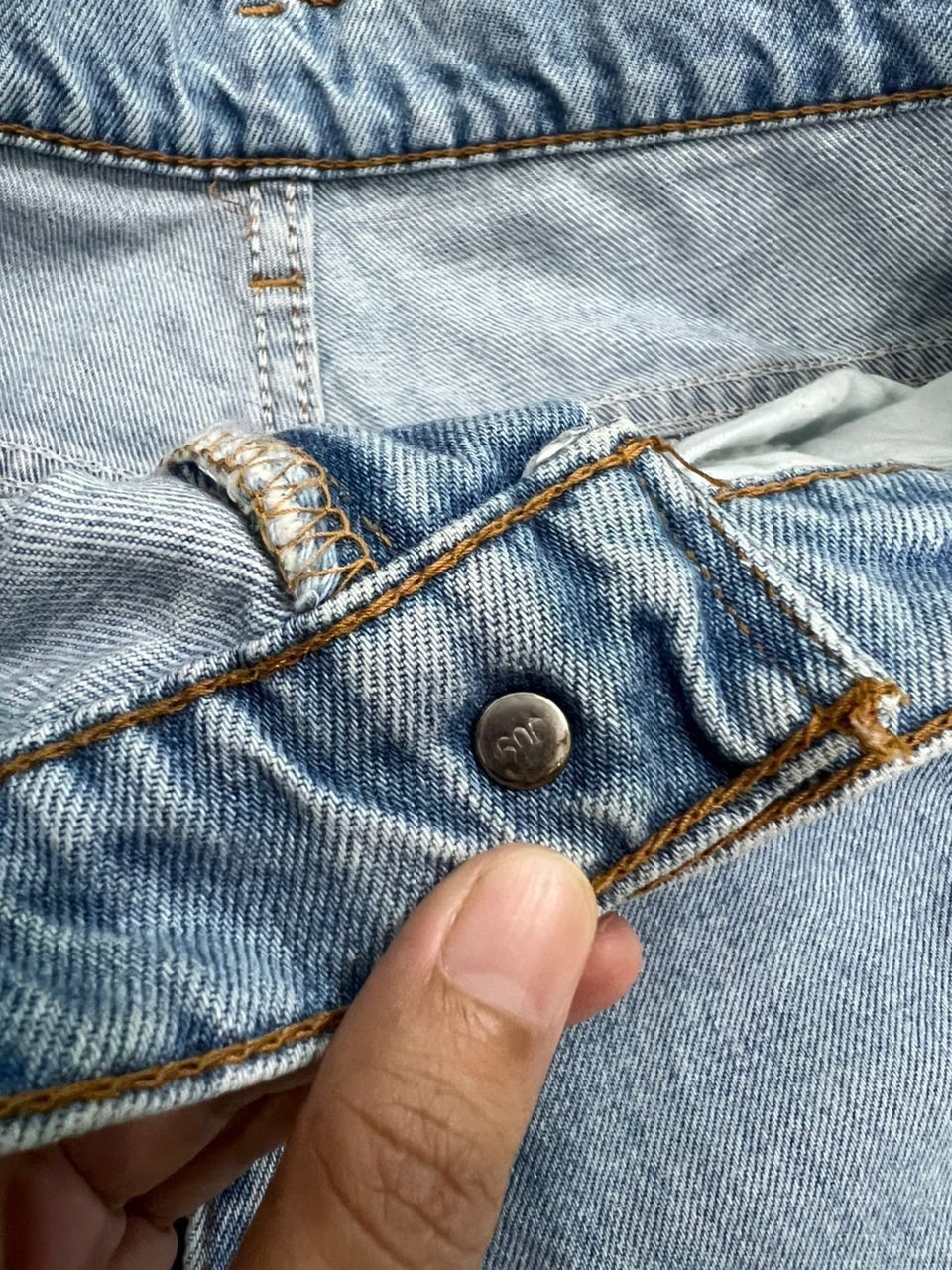 Vintage Levis 646 bell bottom light Blue