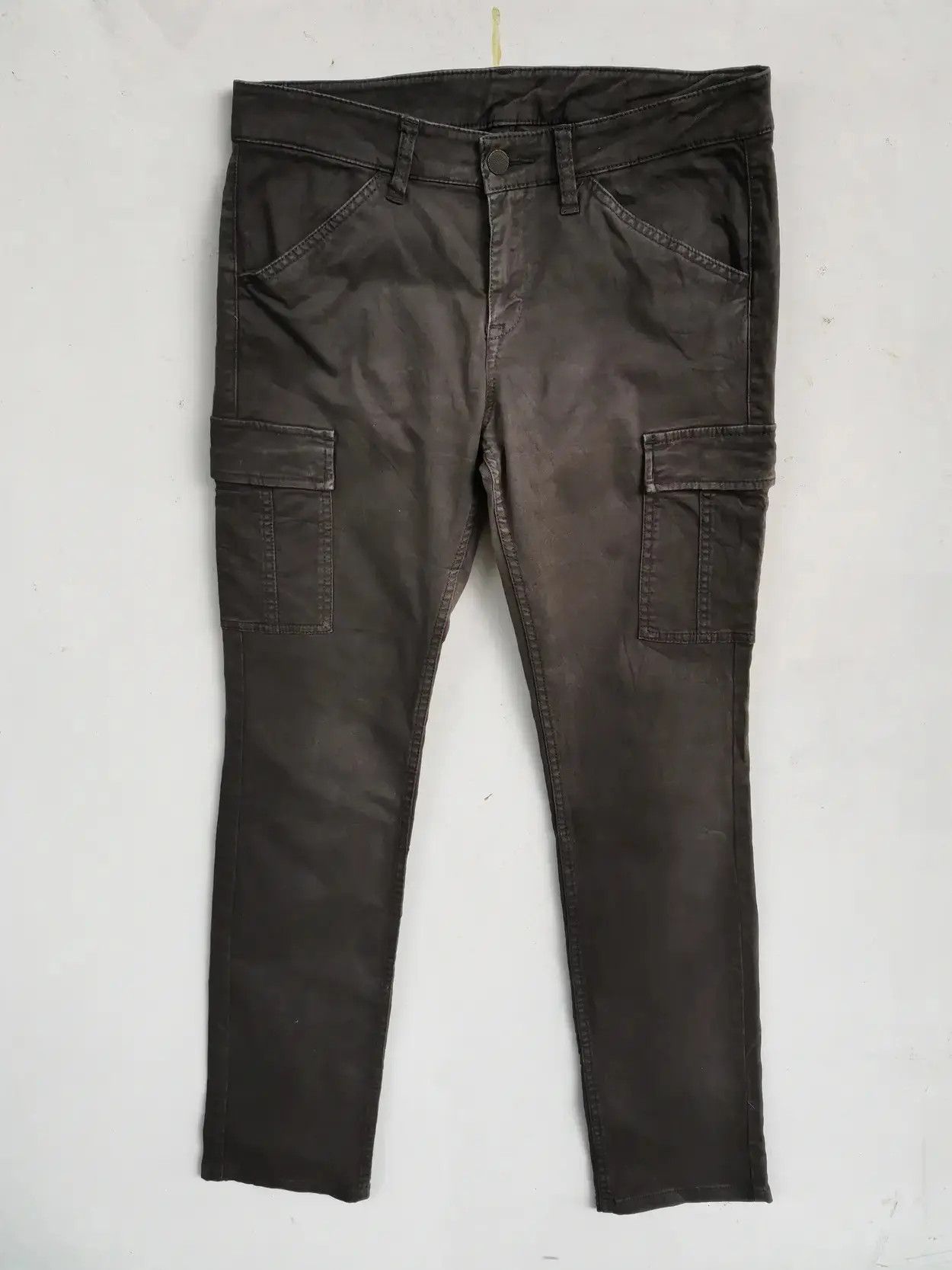 Japanese Brand × Uniqlo Rare!!! Uniqlo Tactical Cargo Multipocket Pants Size US 30 / EU 46 - 1 Thumbnail