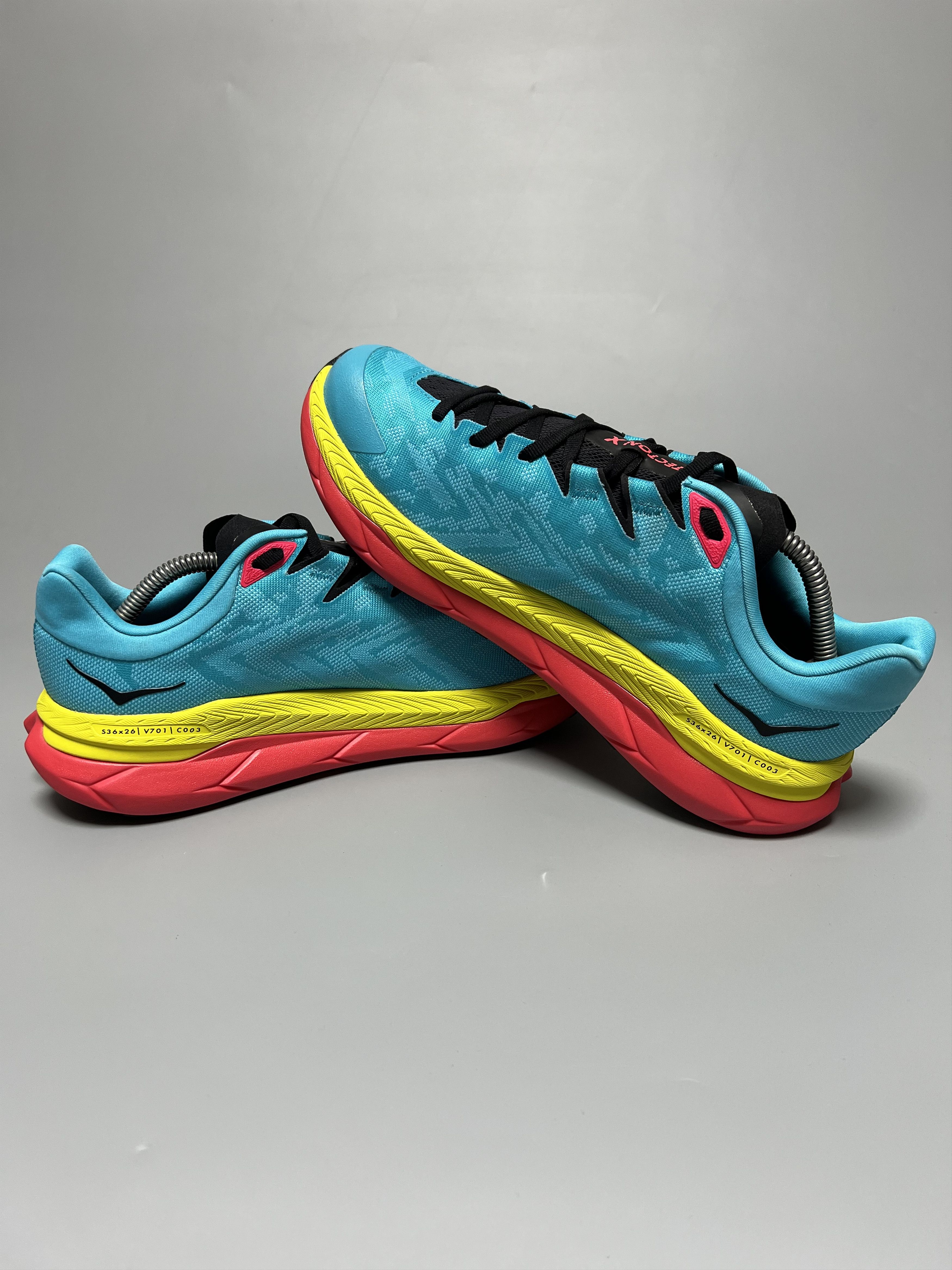 Hoka US 9D Hoka One One Tecton X Trail Running Shoes Vibram Size US 9 / EU 42 - 5 Thumbnail