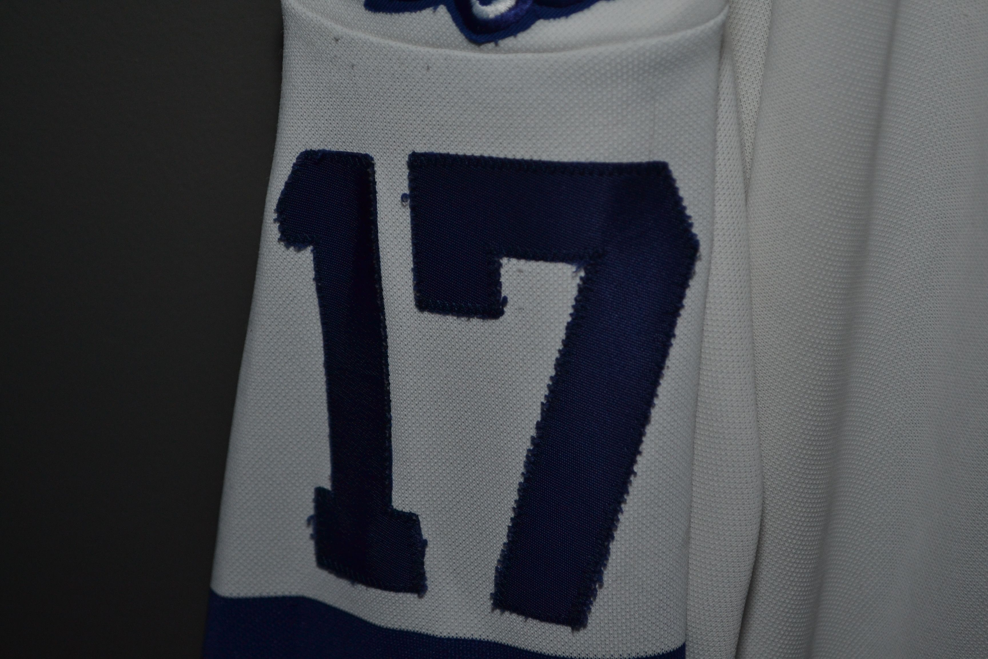 Ccm × Vintage Vintage CCM Wendel Clark Toronto Maple Leafs Hockey Jersey Size US L / EU 52-54 / 3 - 5 Thumbnail