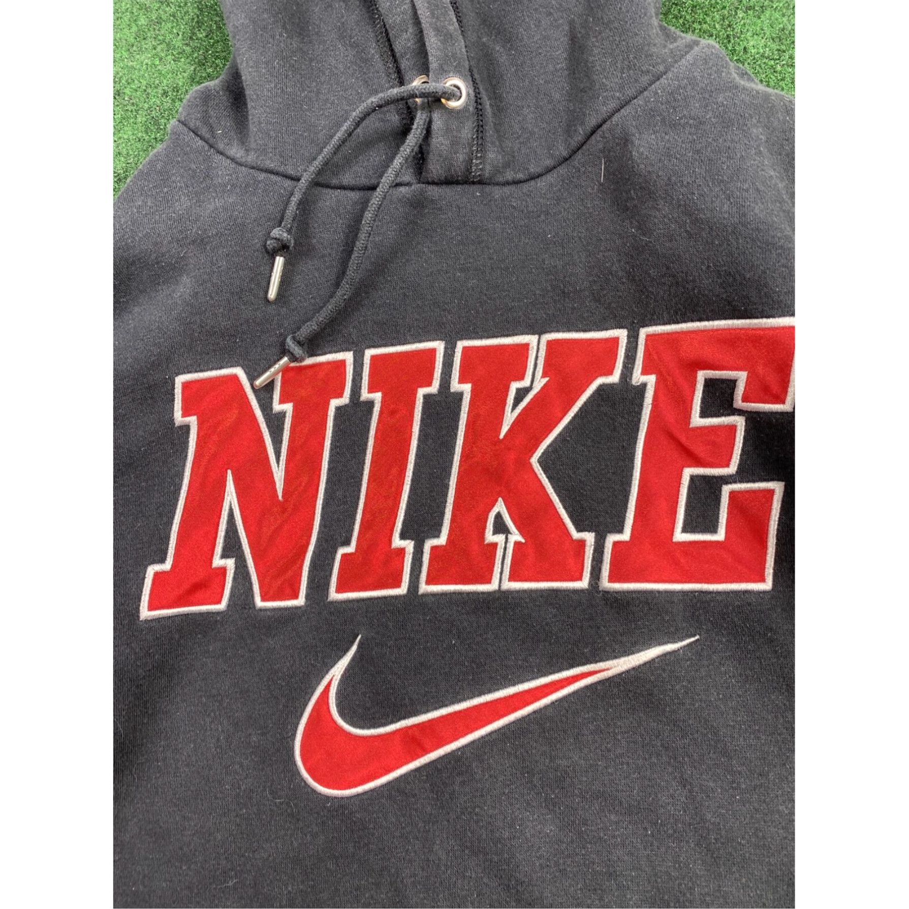 Nike Vintage Nike Small Swoosh Travis Scott Mini Check Sweatshirt Size M Size US M / EU 48-50 / 2 - 3 Thumbnail