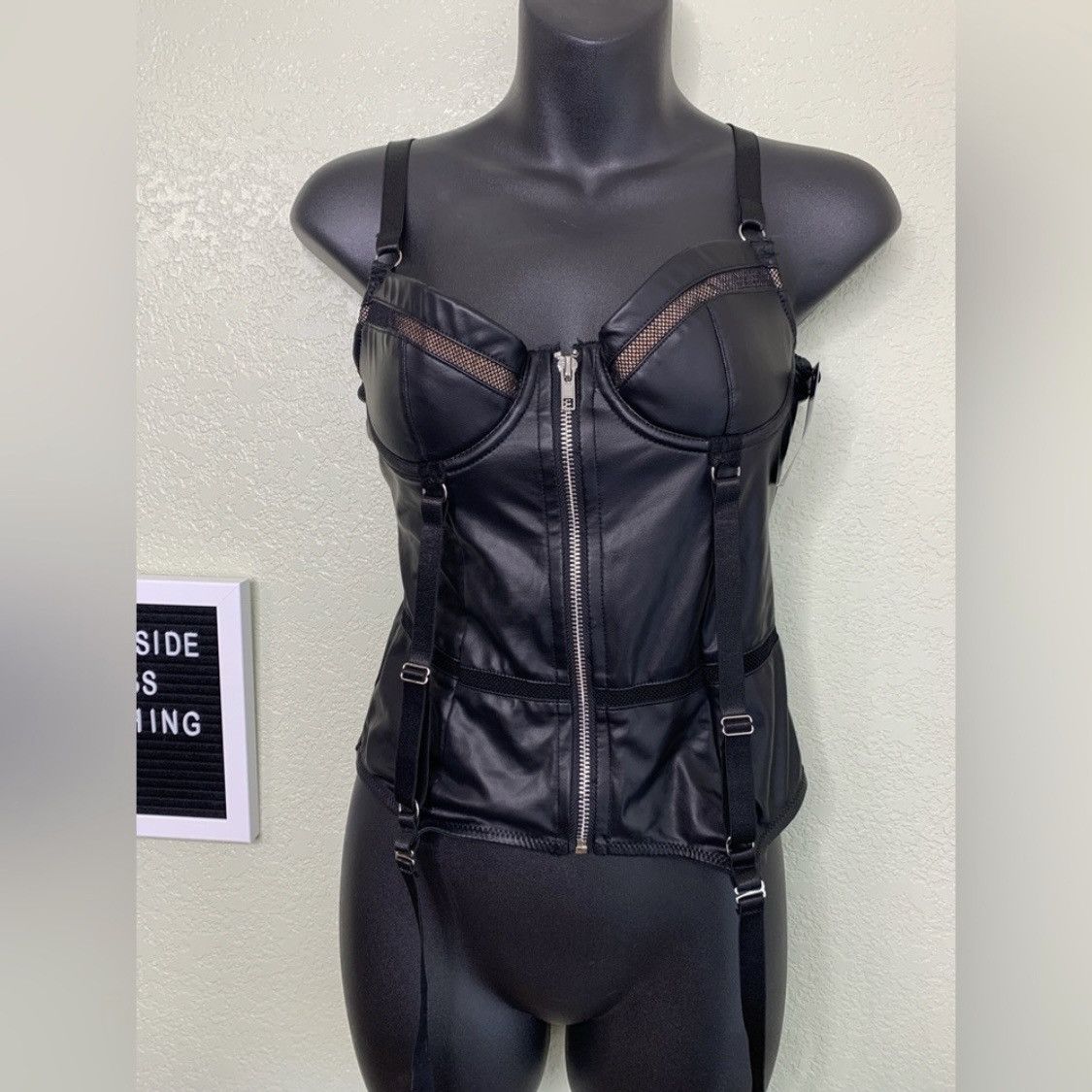 Other Fredericks Faux Leather Zip Up Corset Mesh Cups Size Small Size S / US 4 / IT 40 - 2 Thumbnail