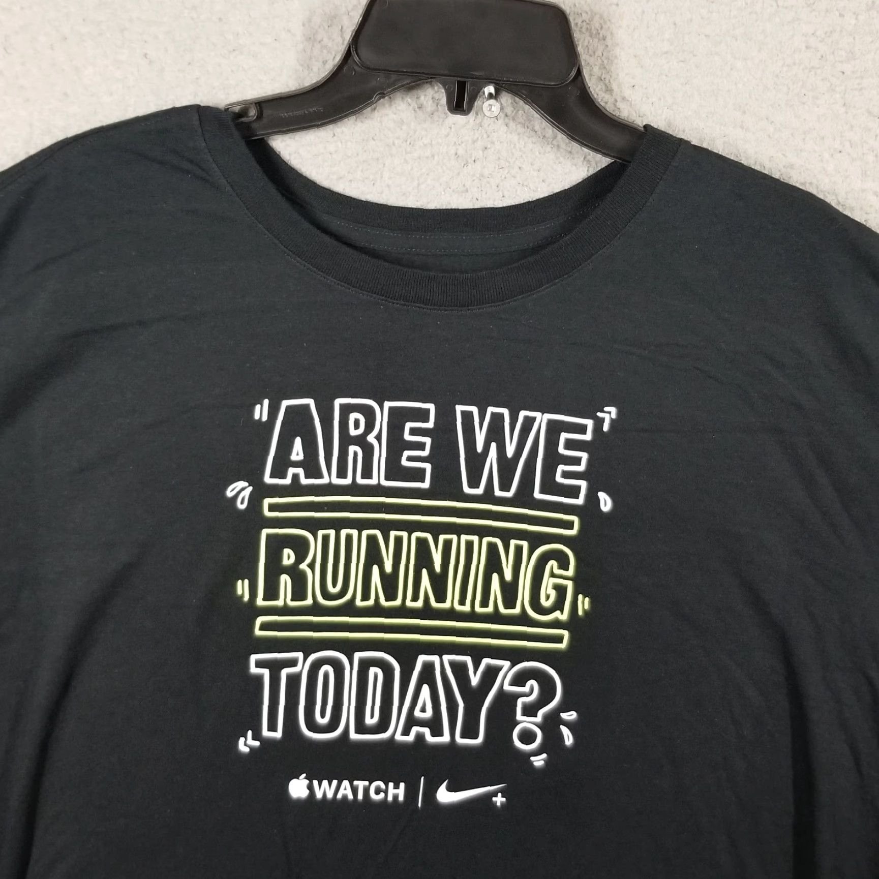 Nike Nike Shirt Unisex Adult XXL Black Are We Running Today Apple Watch NRC Run Club Graphic Tee Size US XXL / EU 58 / 5 - 2 Thumbnail
