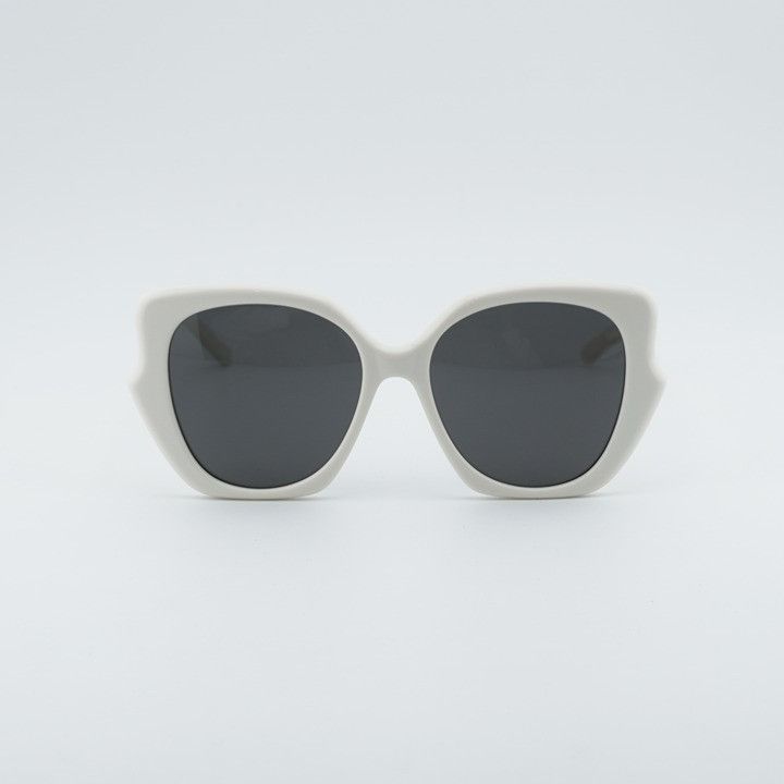 Loewe Loewe LW40133I 25A Sunglasses Ivory Butterfly Frame, Smoke Size ONE SIZE - 2 Thumbnail