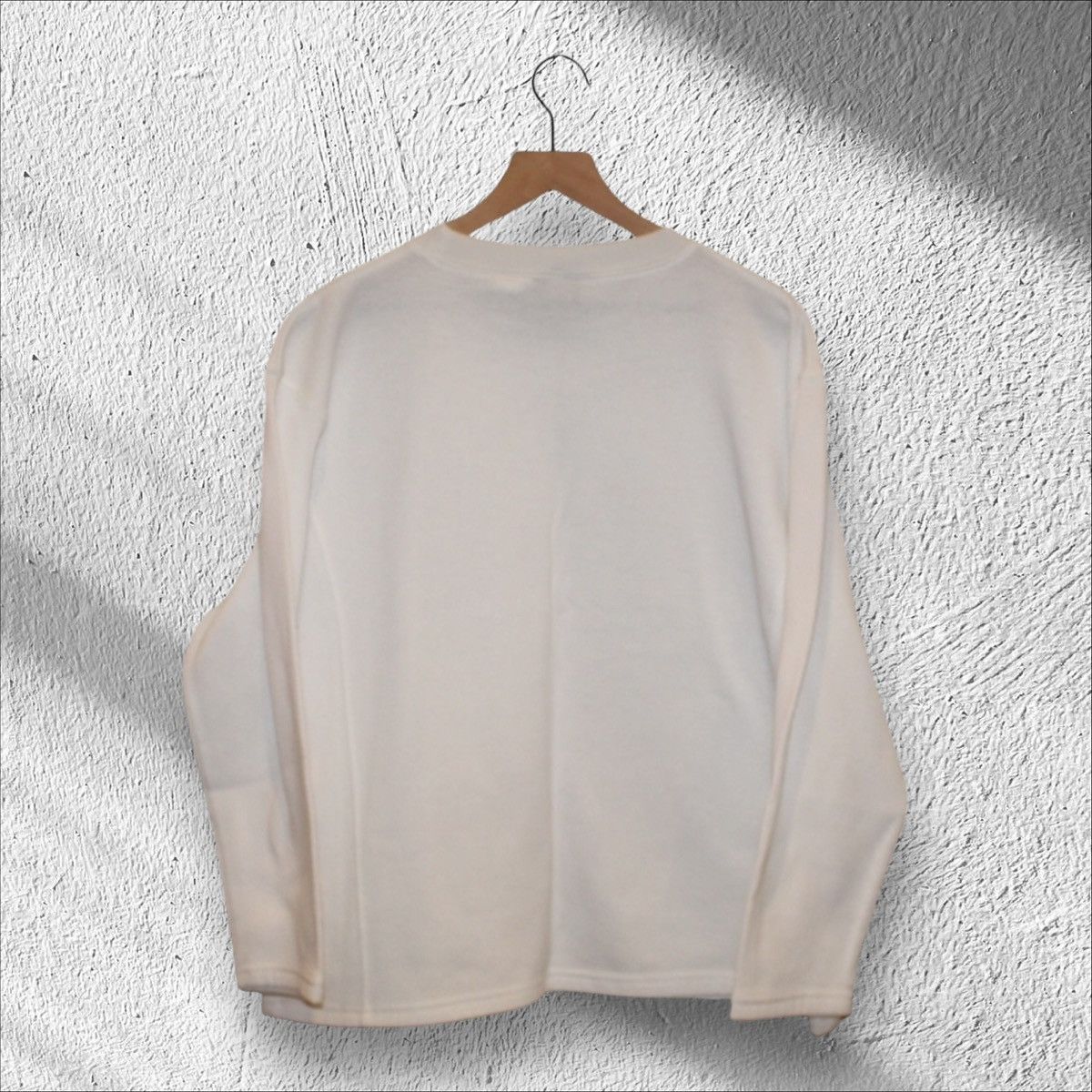 Vintage Vintage Jennifer Lauren White Pullover Crewneck Sweatshirt Size XL / US 12-14 / IT 48-50 - 2 Thumbnail