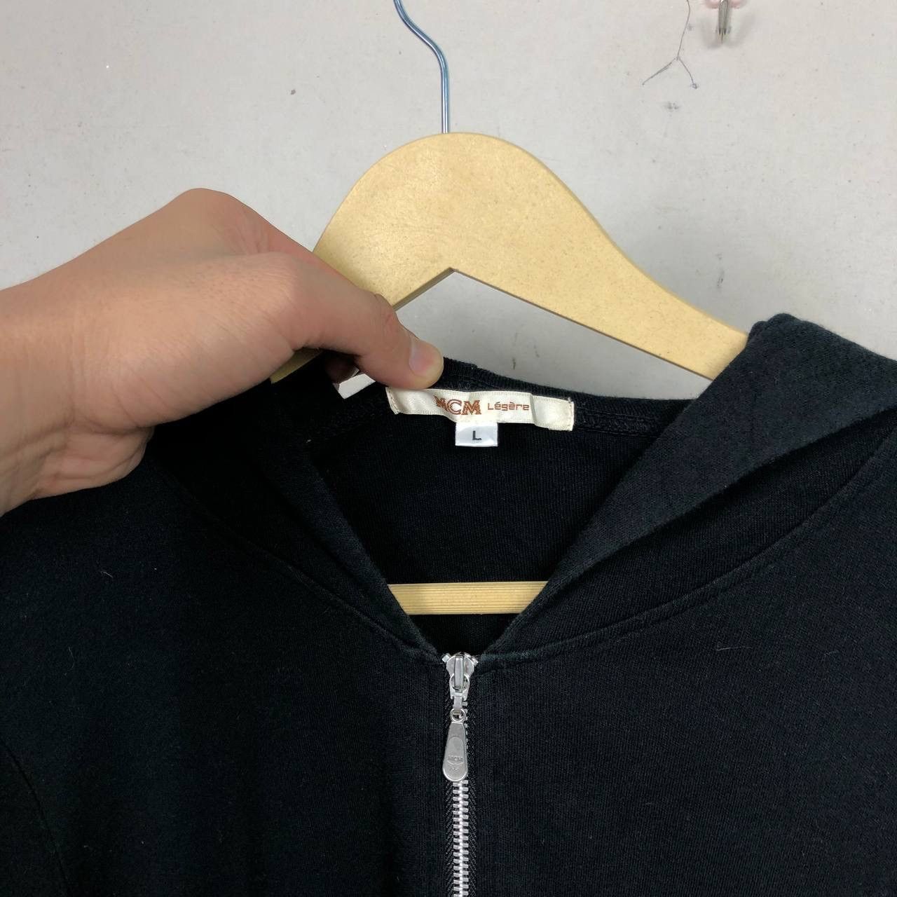 MCM Authentic MCM Stripe Logo Hoodie Sweatshirt Zipper Size US M / EU 48-50 / 2 - 7 Thumbnail