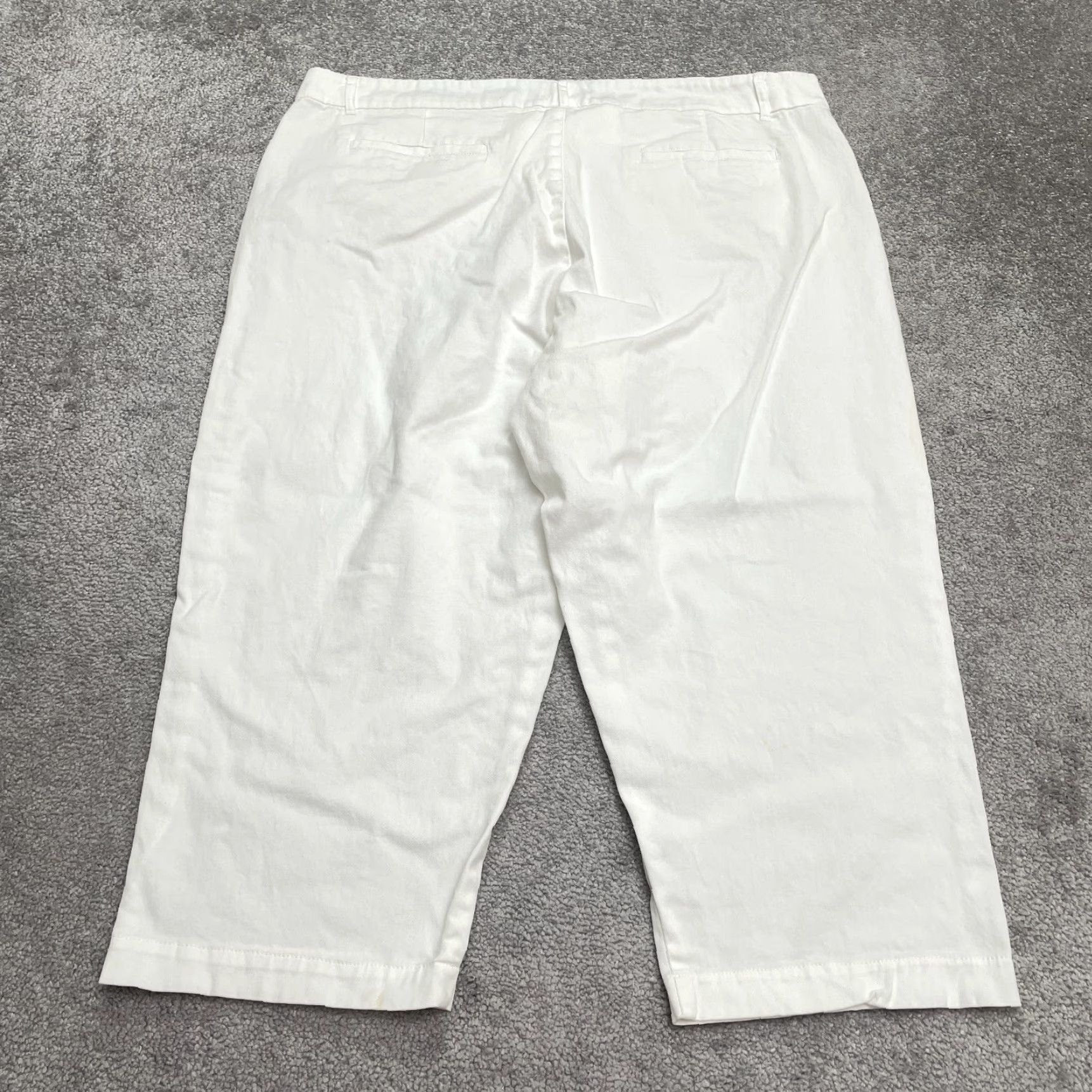 Vintage VINTAGE St. John's Bay Women's Capri Pants 18W Plus Cotton Spandex Casual Tapered Waist Summer Women's Size 40" / US 18 - 2 Thumbnail