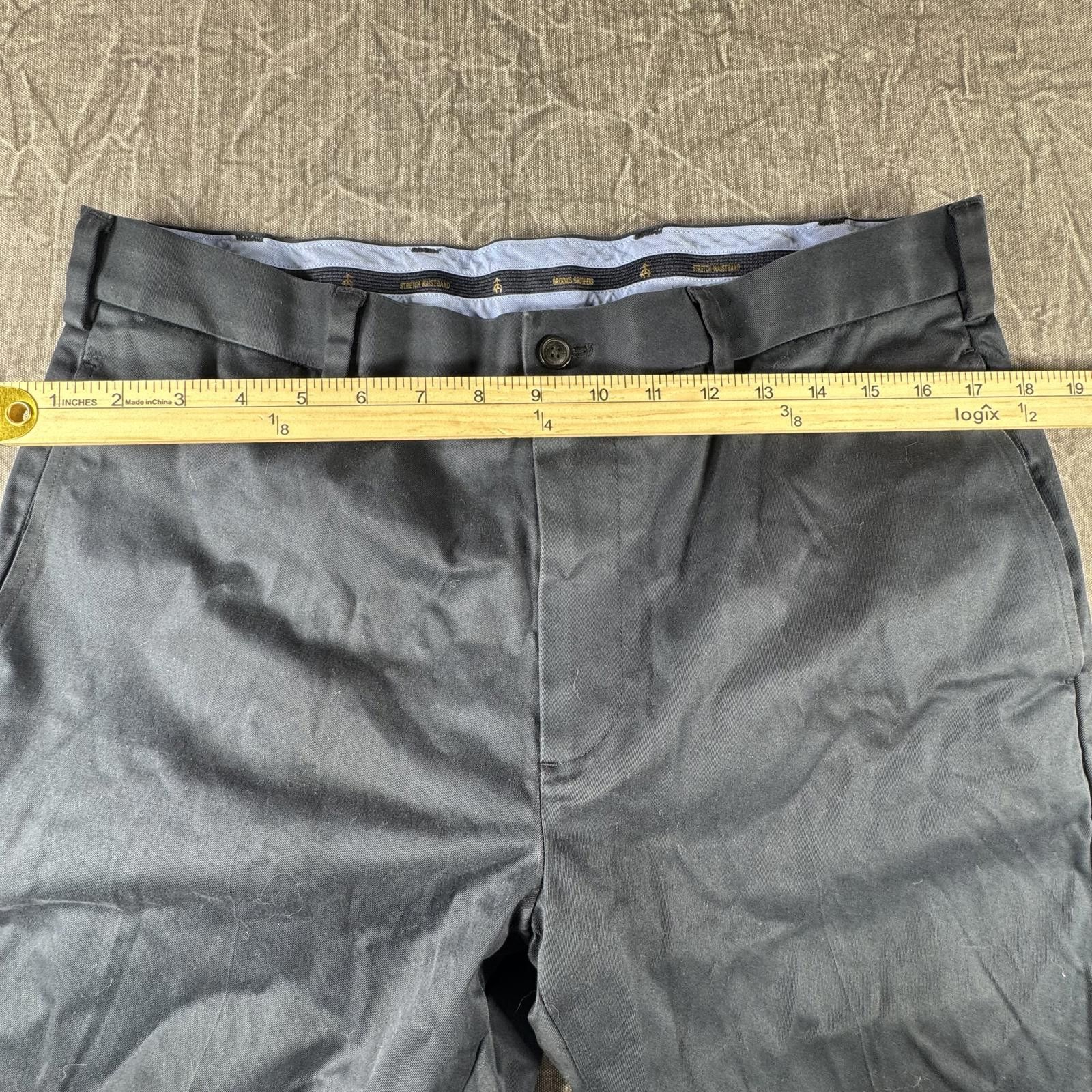 Brooks Brothers Brooks Brothers Pants Men's 34x32 Navy Chino Milano Fit Size US 34 / EU 50 - 3 Thumbnail