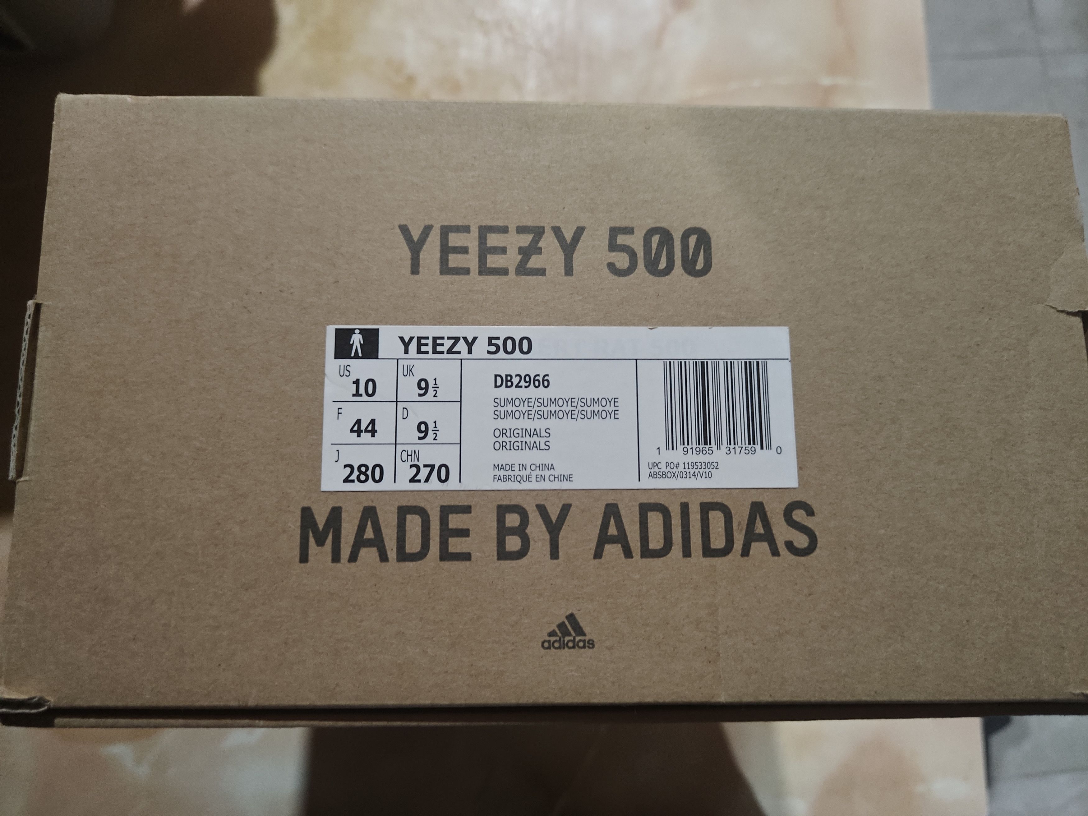 Adidas Adidas Yeezy 500 / Super Moon Yellow Size US 10 / EU 43 - 9 Thumbnail