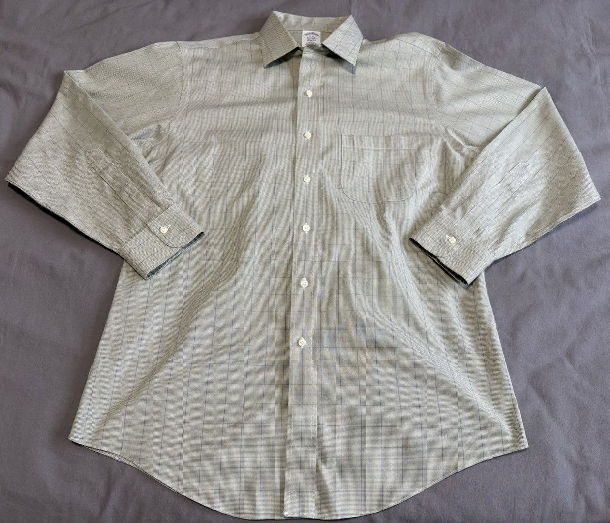 Brooks Brothers Brooks Brothers Non Iron Khaki & Blue Button Down 16x33 Size US XL / EU 56 / 4 - 1 Thumbnail