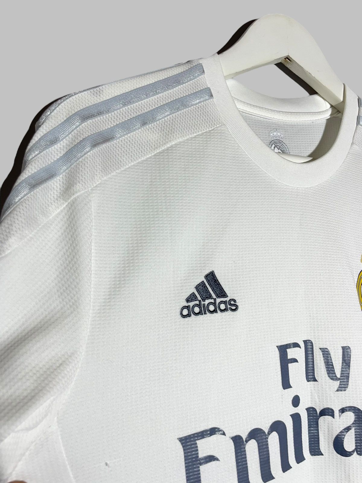 Adidas Real Madrid Adidas 2015/16 Home Football Shirt Size US M / EU 48-50 / 2 - 6 Thumbnail