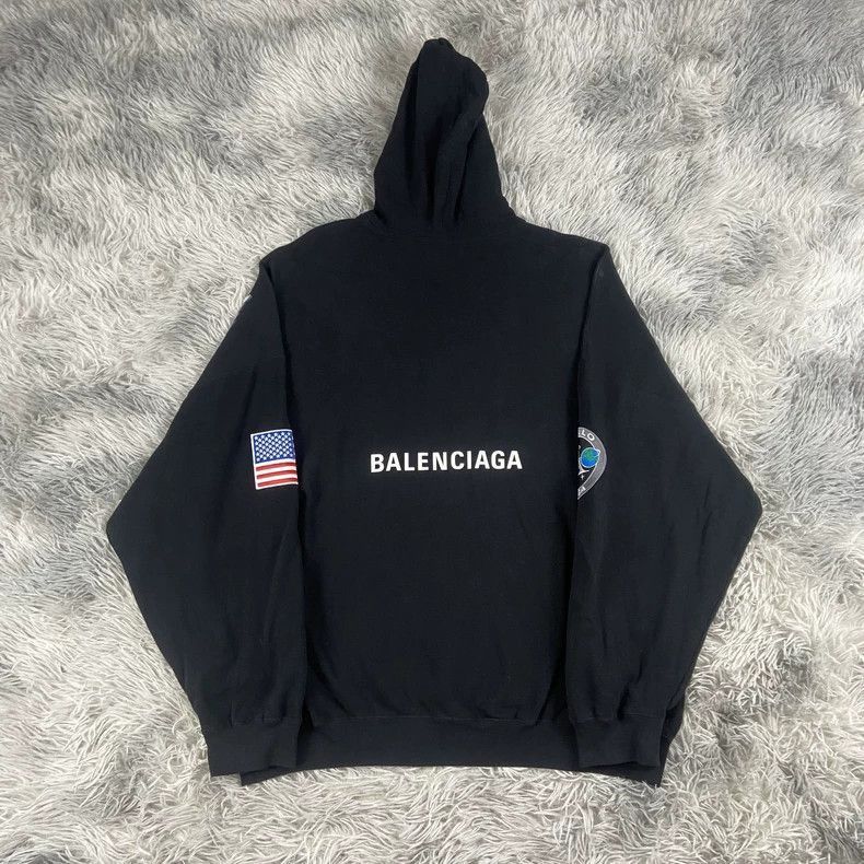 Balenciaga Balenciaga NASA Logo Black Hoodie Size US XXS / EU 40 - 2 Thumbnail
