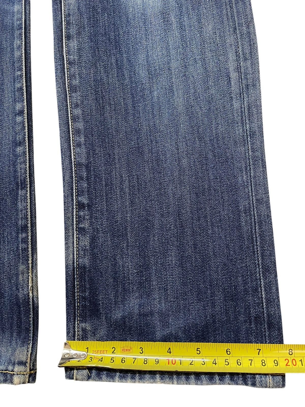 Uniqlo Vintage Japanese Uniqlo Blue Faded Wash Distress Style Jeans Size US 34 / EU 50 - 17 Thumbnail