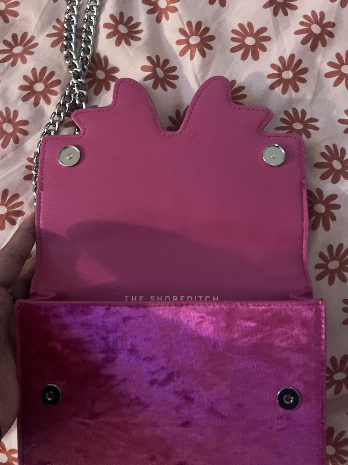 Kurt Geiger Pink Kurt Geiger bag with a sliver bow Size ONE SIZE - 2 Thumbnail